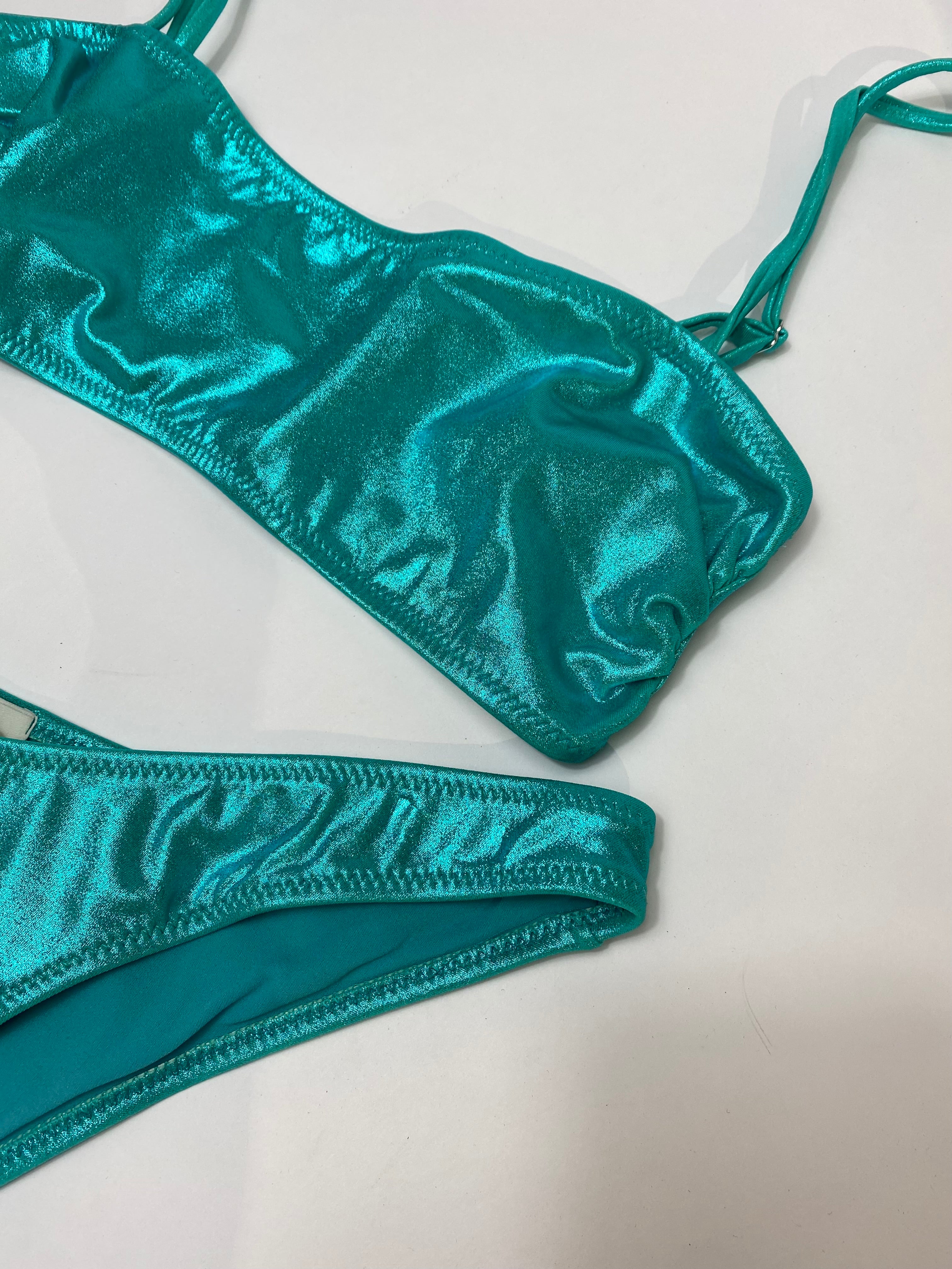 Costume bikini Susy Mix cangiante con top a fascia