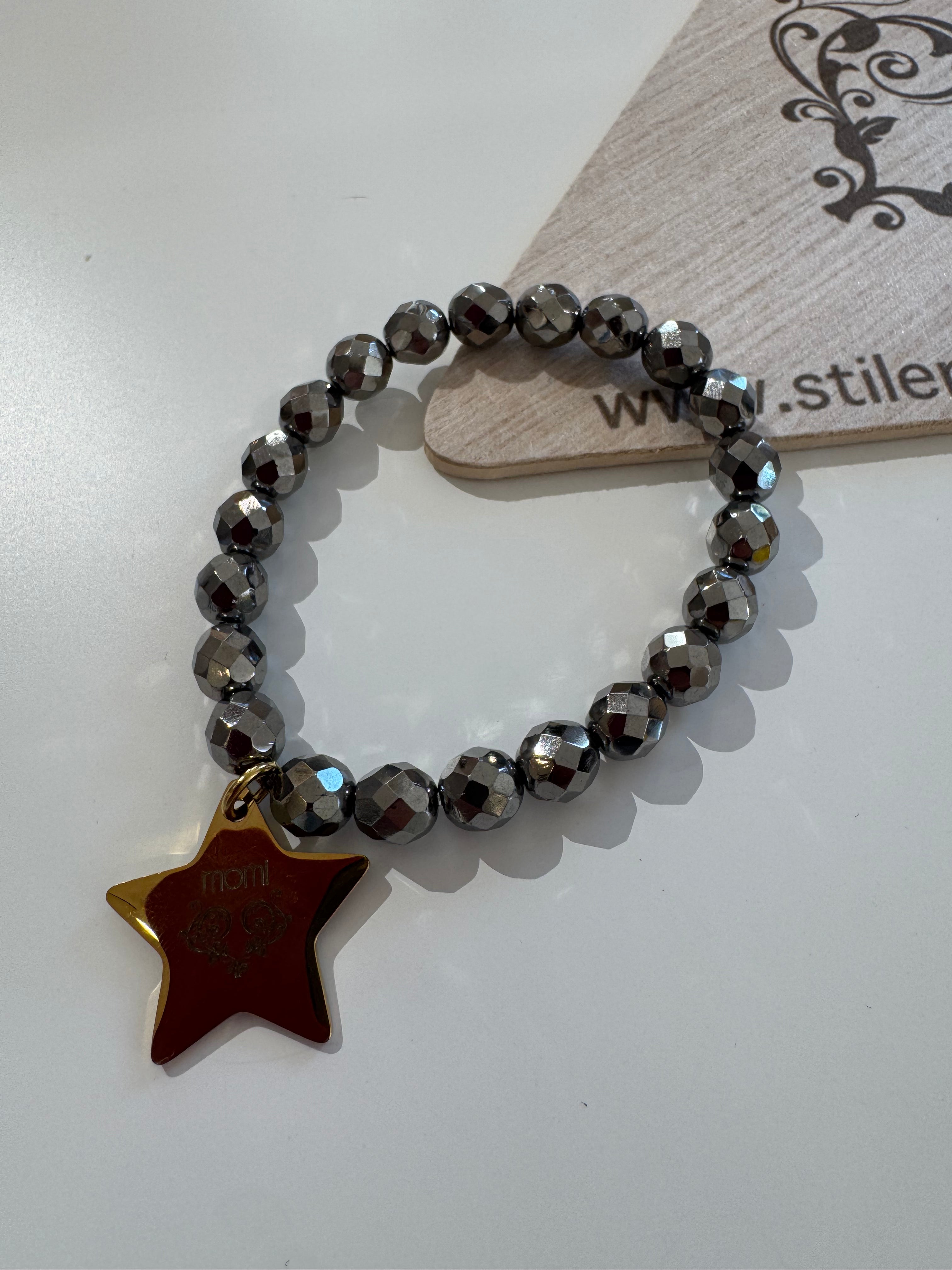 Bracciale con elastico Momi cristalli e ciondoli