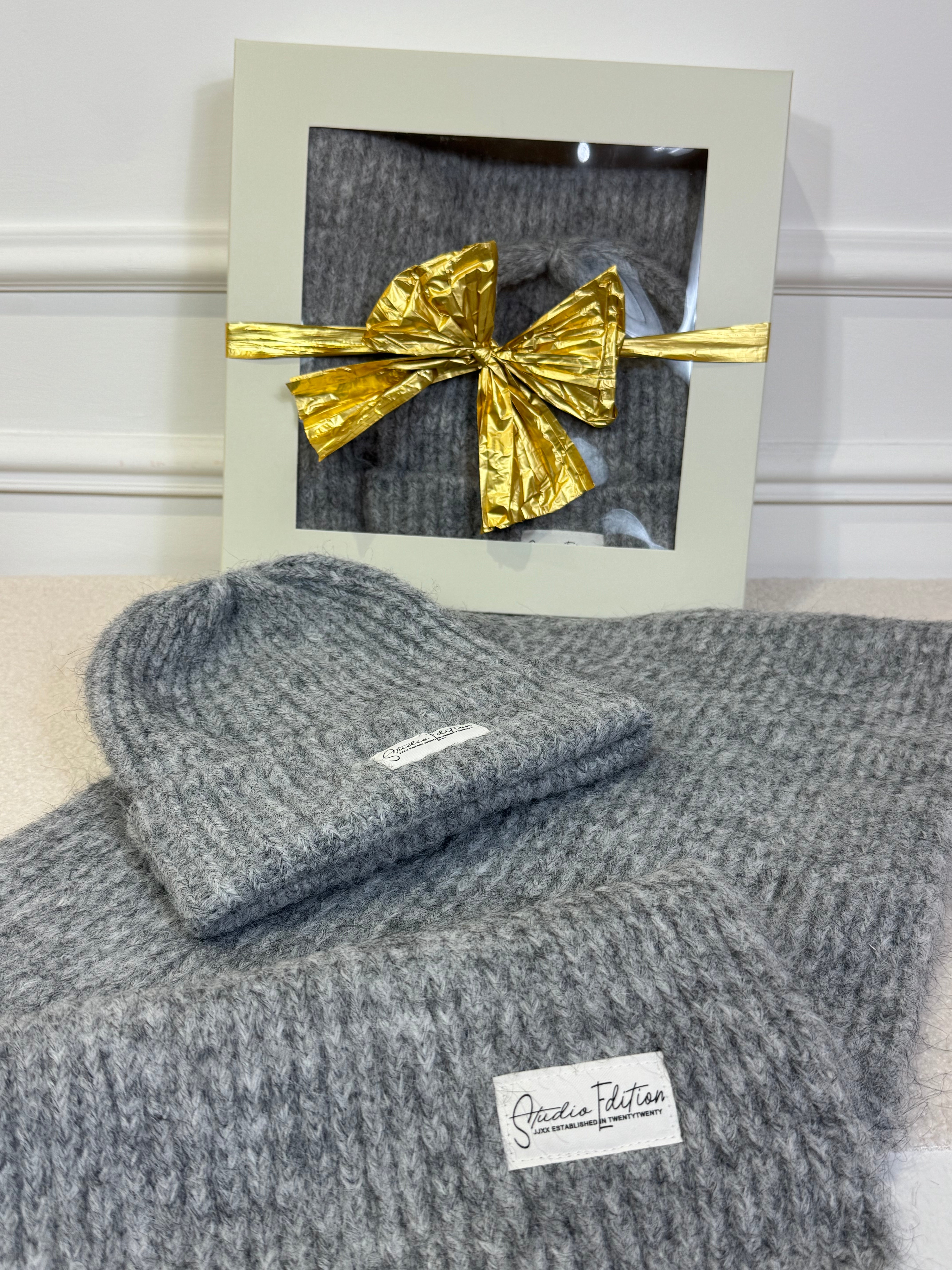 SET COMPLETO CUFFIA + SCIARPA misto lana JJXX