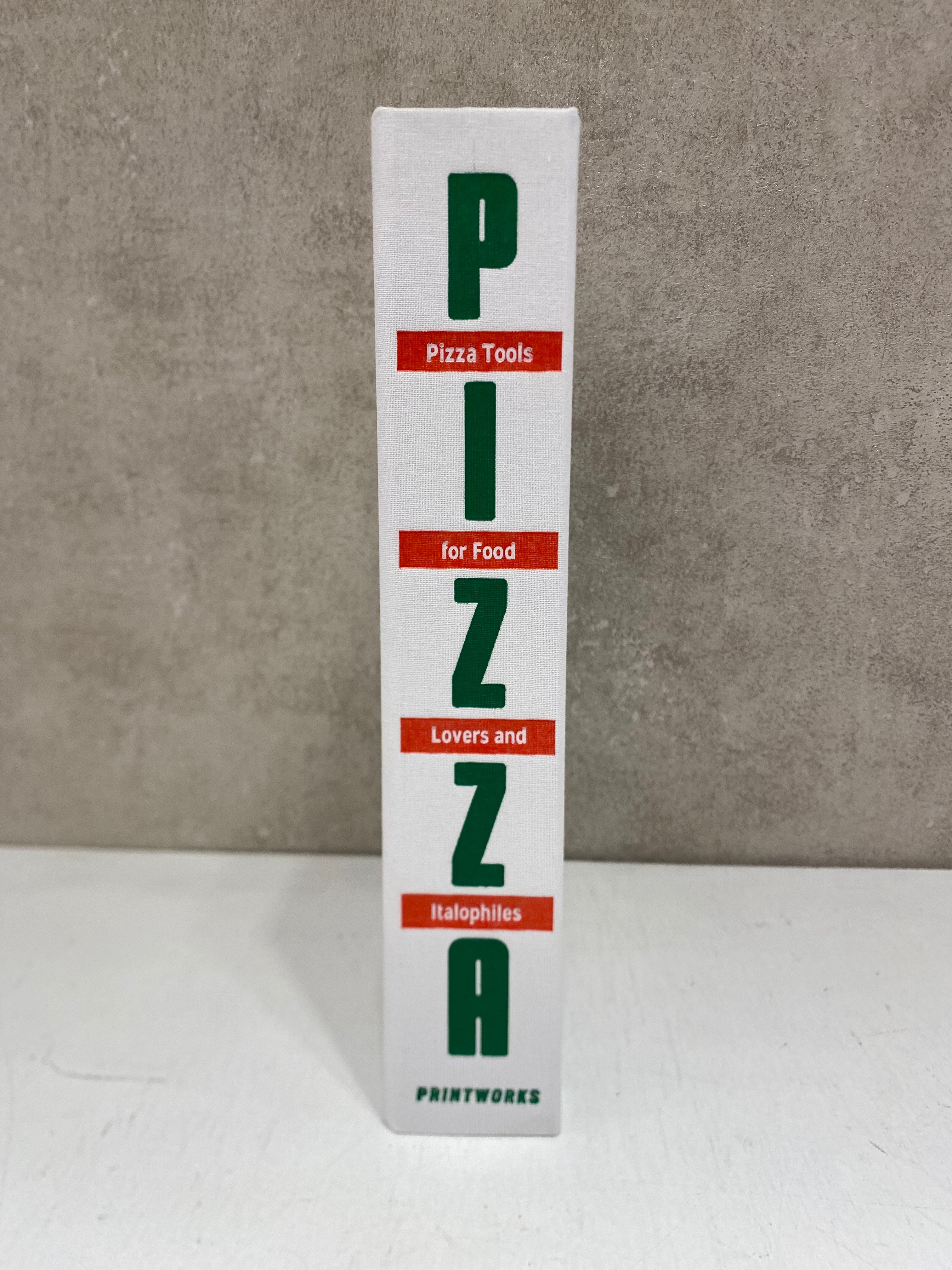 PIZZA scatola con utensili