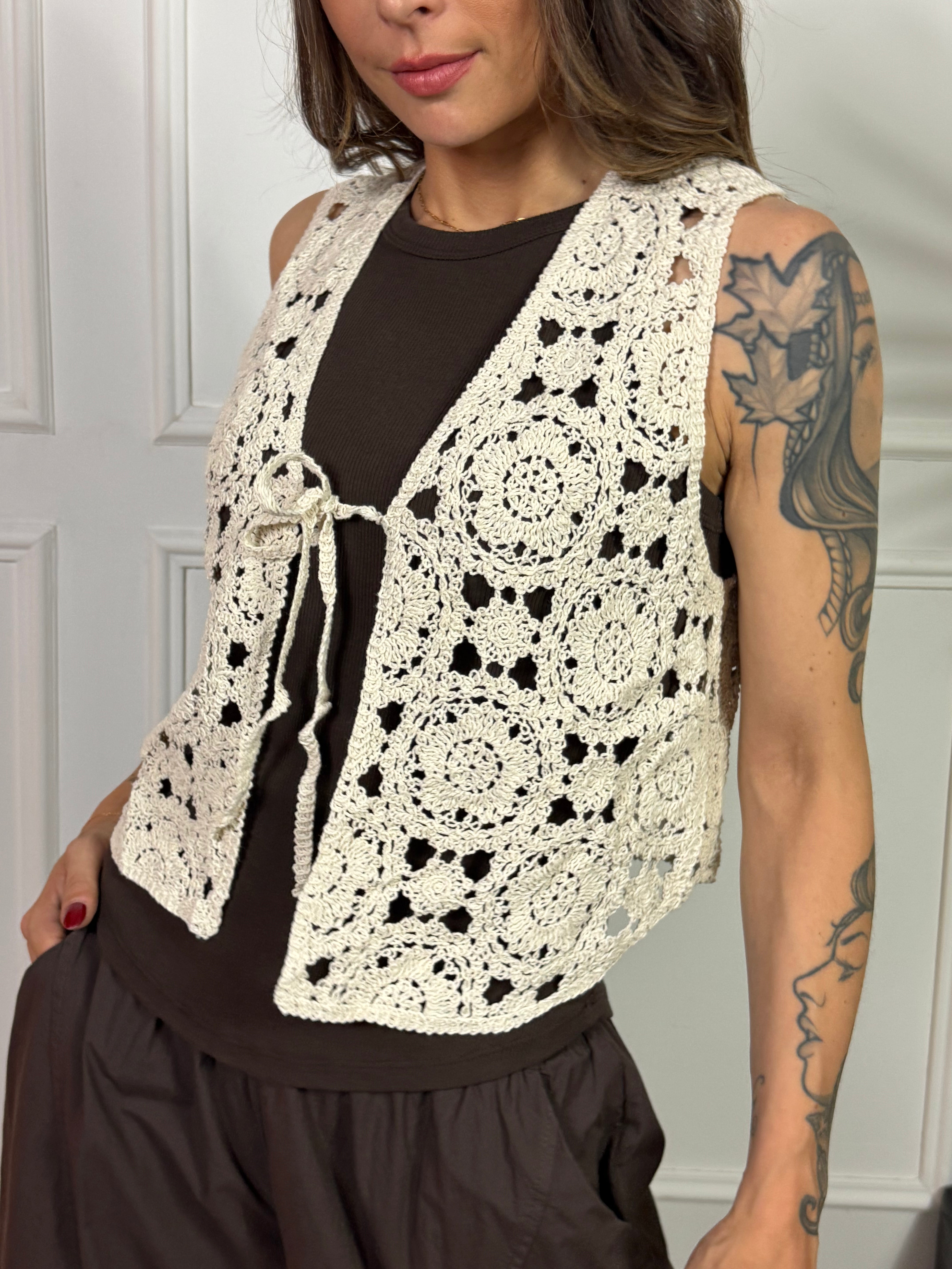 Gilet Victoria ILMH CROCHET SEMPLICE CON LACCETTO