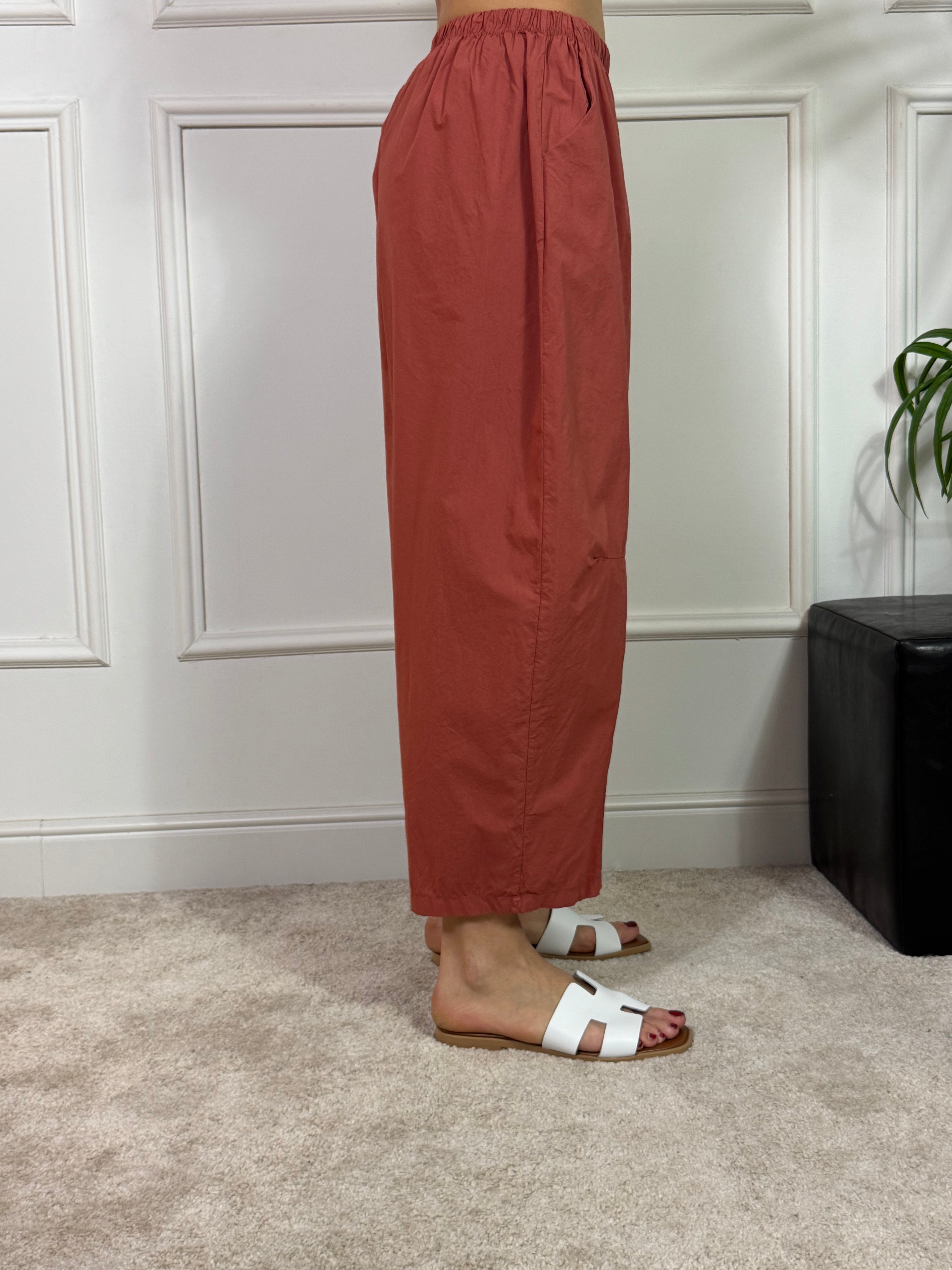 Pantalone BARREL CROPPED in cotone Victoria ILMH COMODO