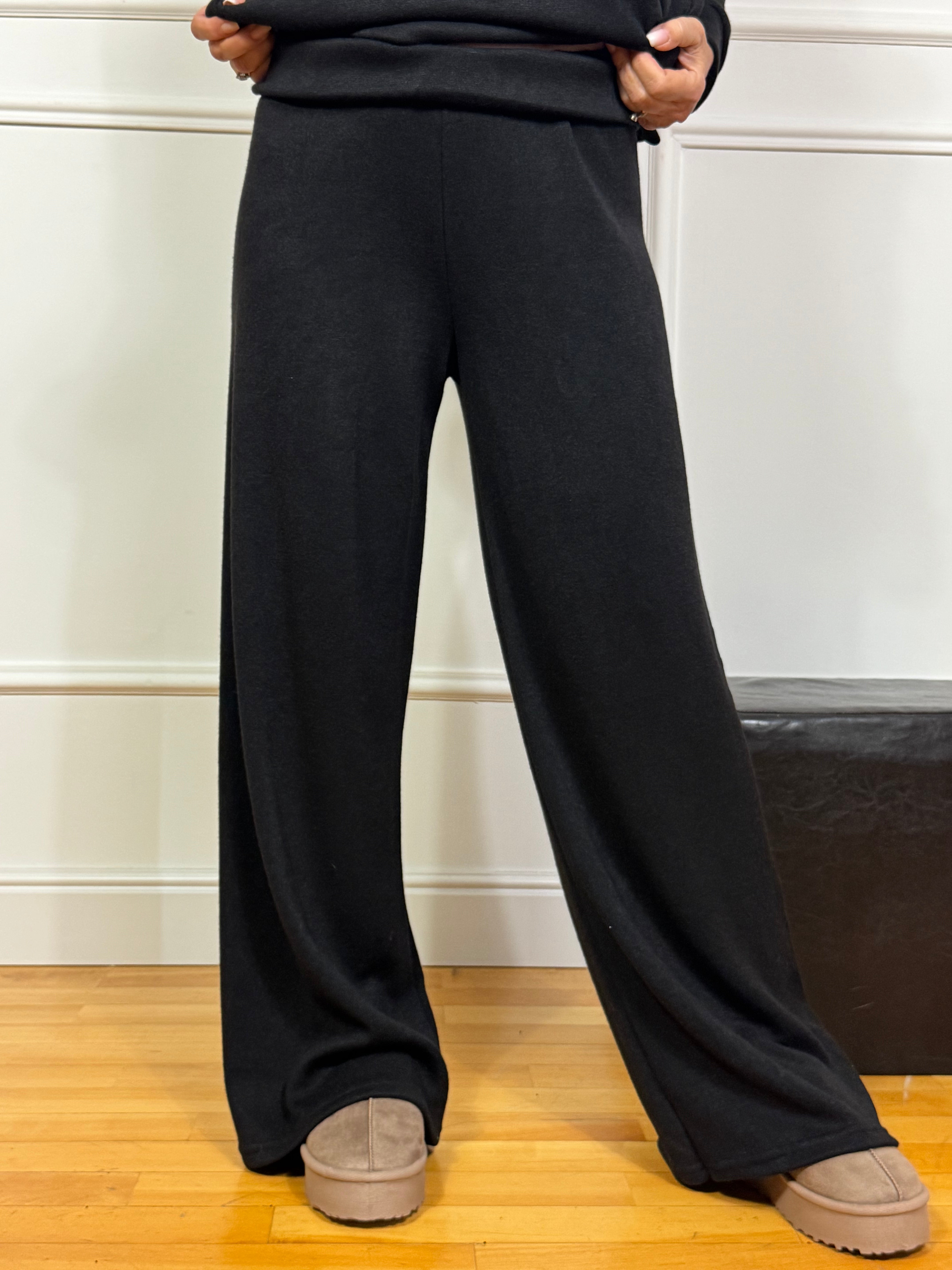 Set completo tuta in maglia Victoria ILMH MAGLIA COLLO CRATERE + PANTALONE AMPIO