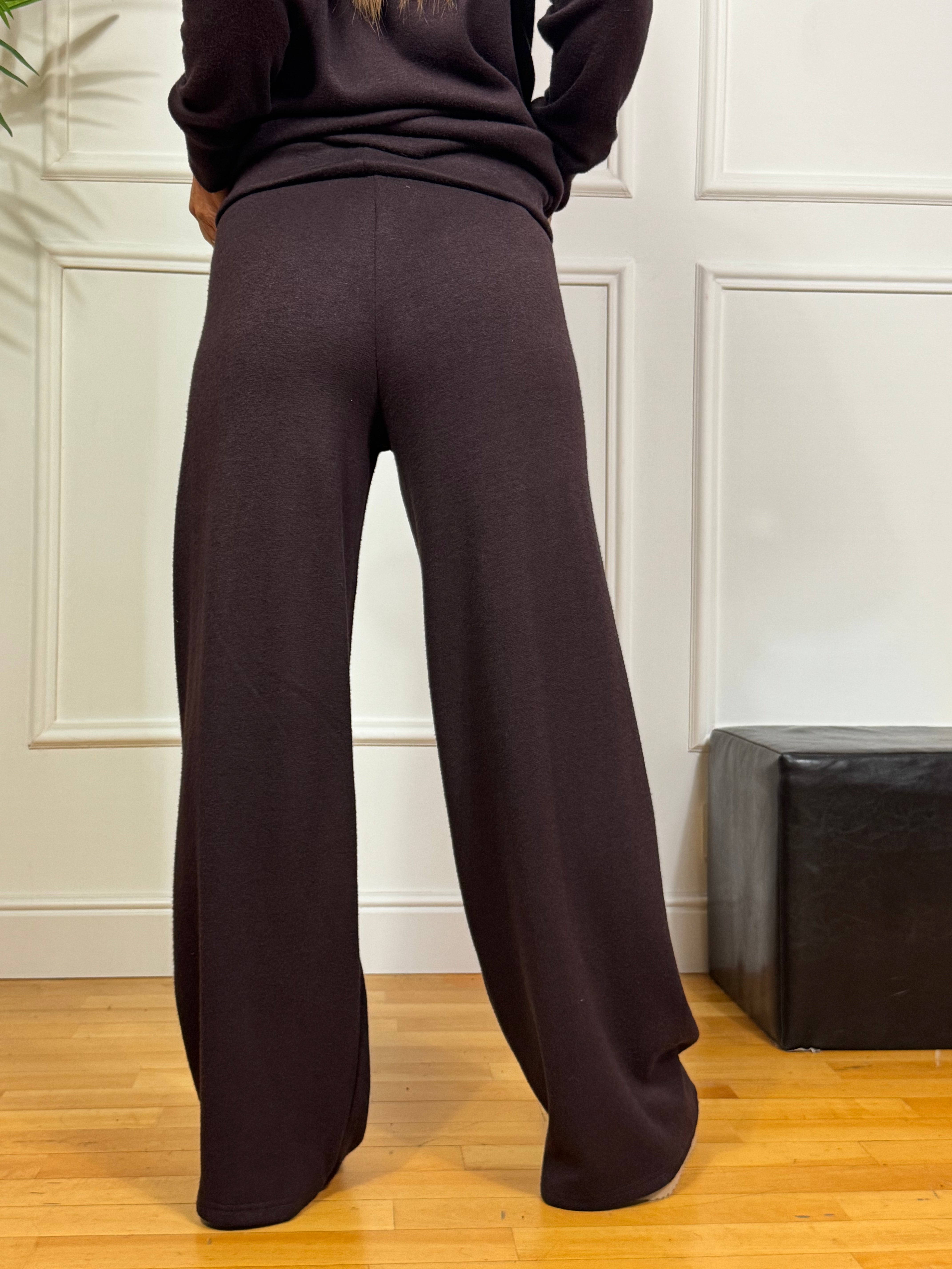 Set completo tuta in maglia Victoria ILMH MAGLIA COLLO CRATERE + PANTALONE AMPIO