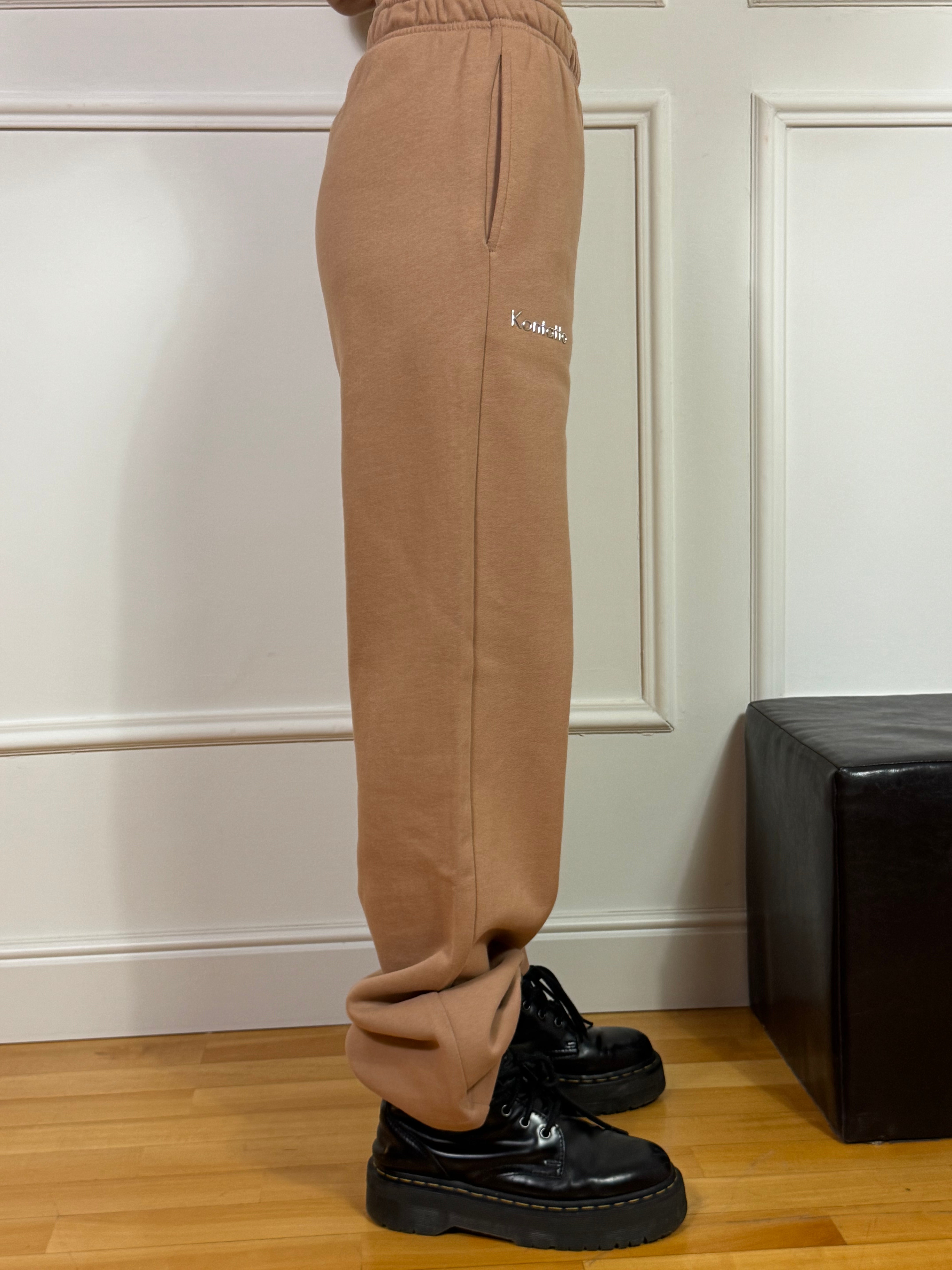 Pantalone tuta Kontatto