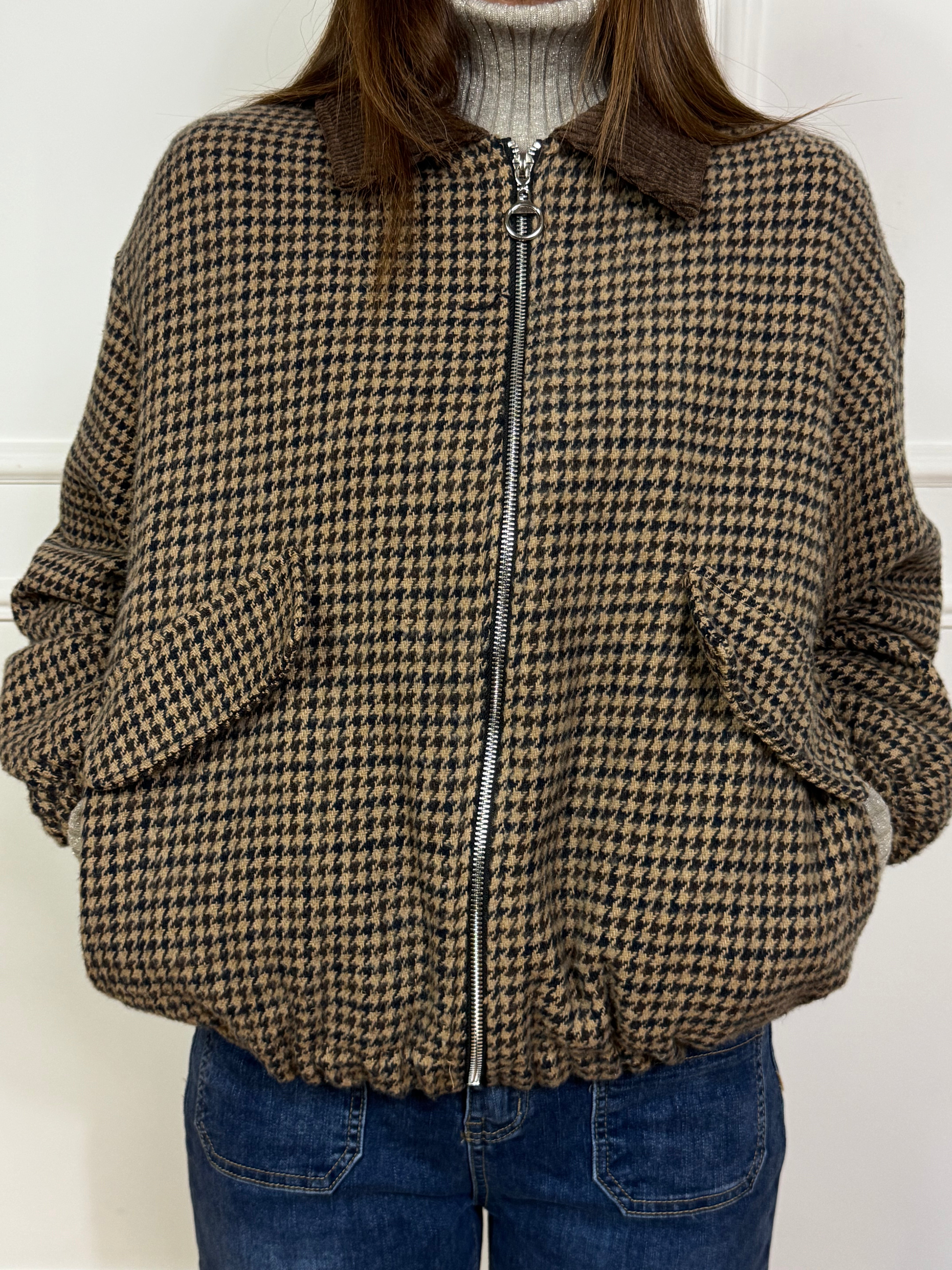 Giacca bomber oversize in pannetto Victoria ILMH fantasia pied-de-poule e colletto in velluto