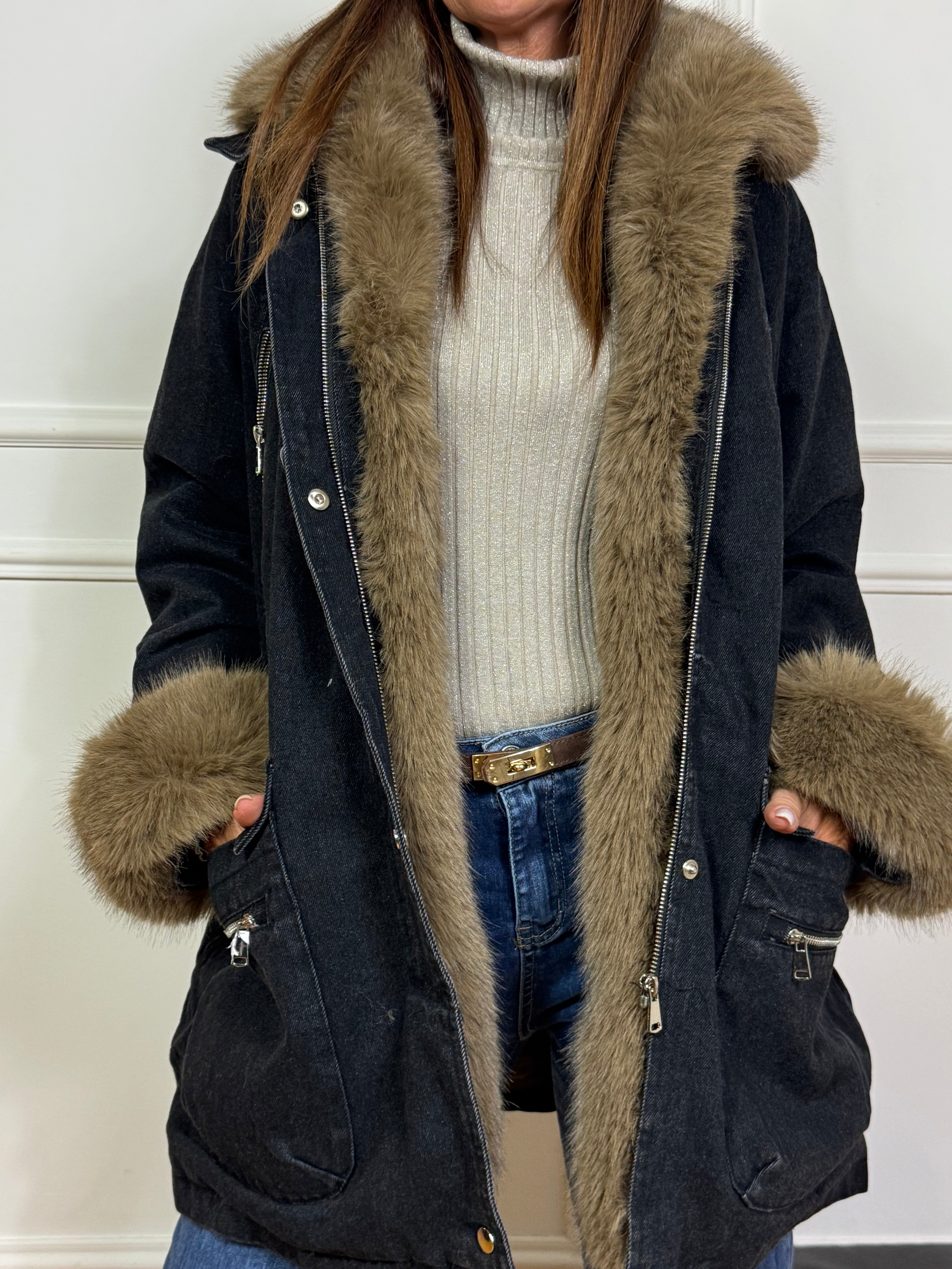 Giaccone oversize in DENIM NERO DELAVE' Victoria ILMH con ecopelo