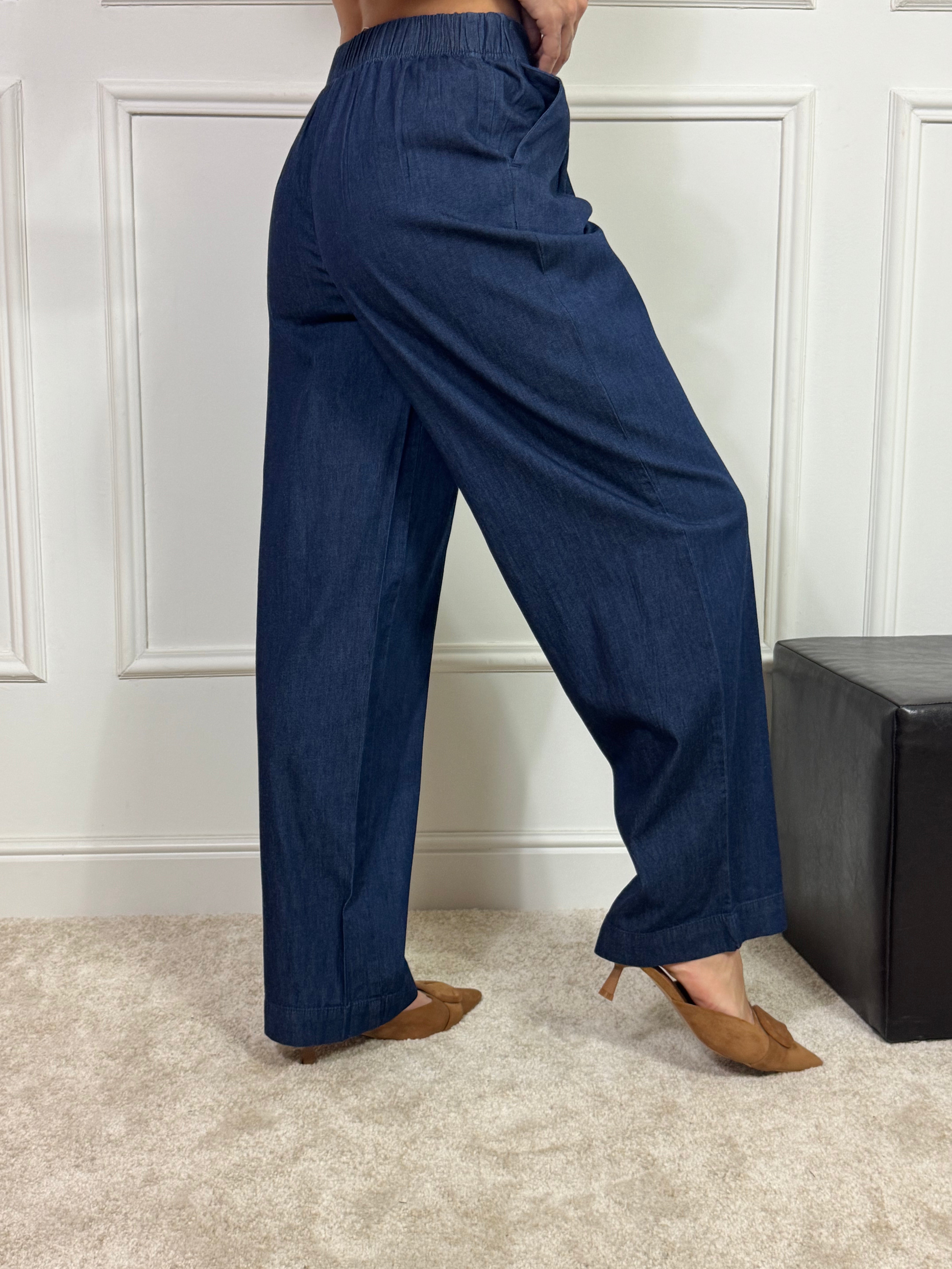 Pantalone WIDE in CHAMBRAY JJXX modello DEBBY con pinces