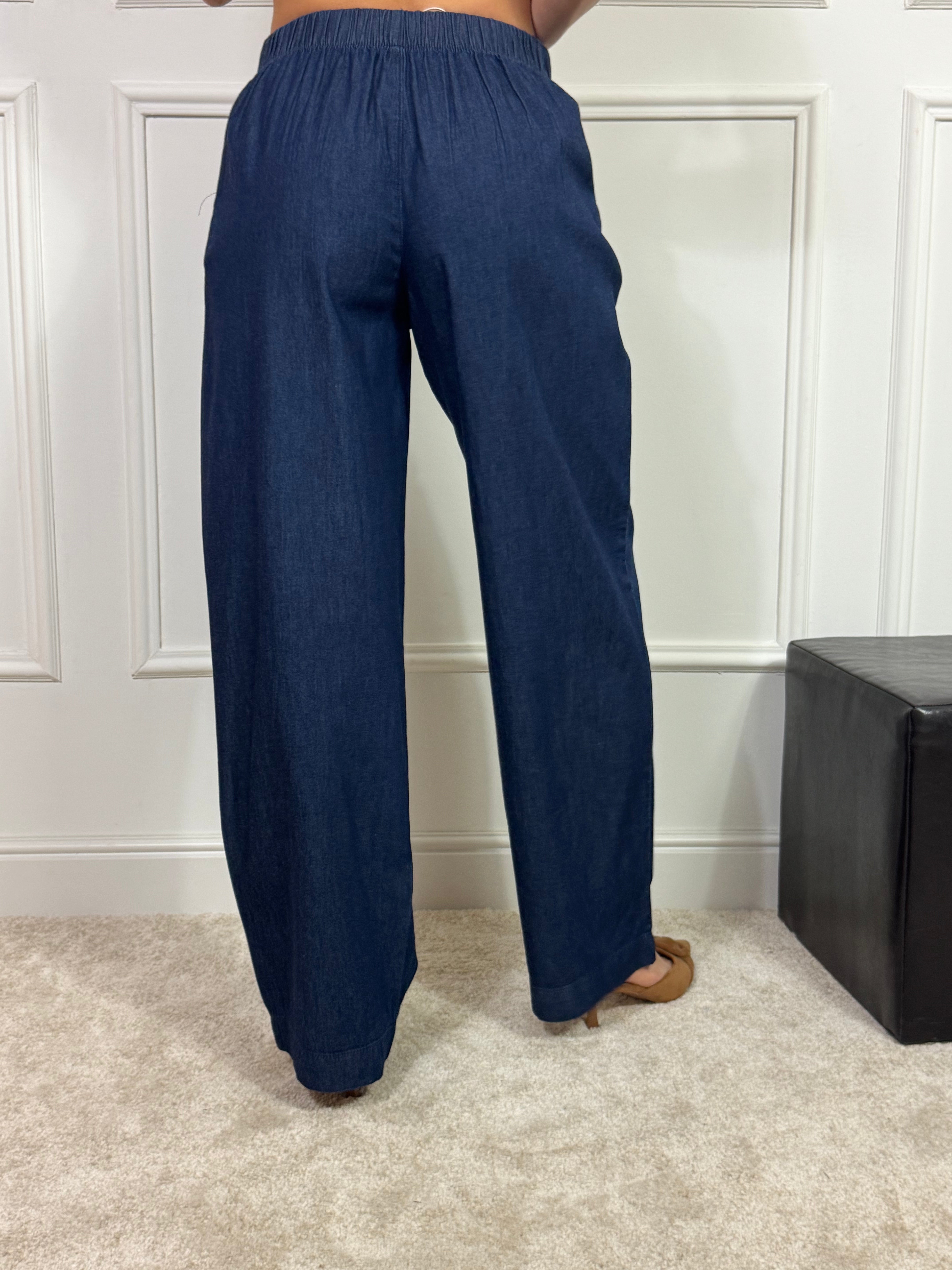 Pantalone WIDE in CHAMBRAY JJXX modello DEBBY con pinces