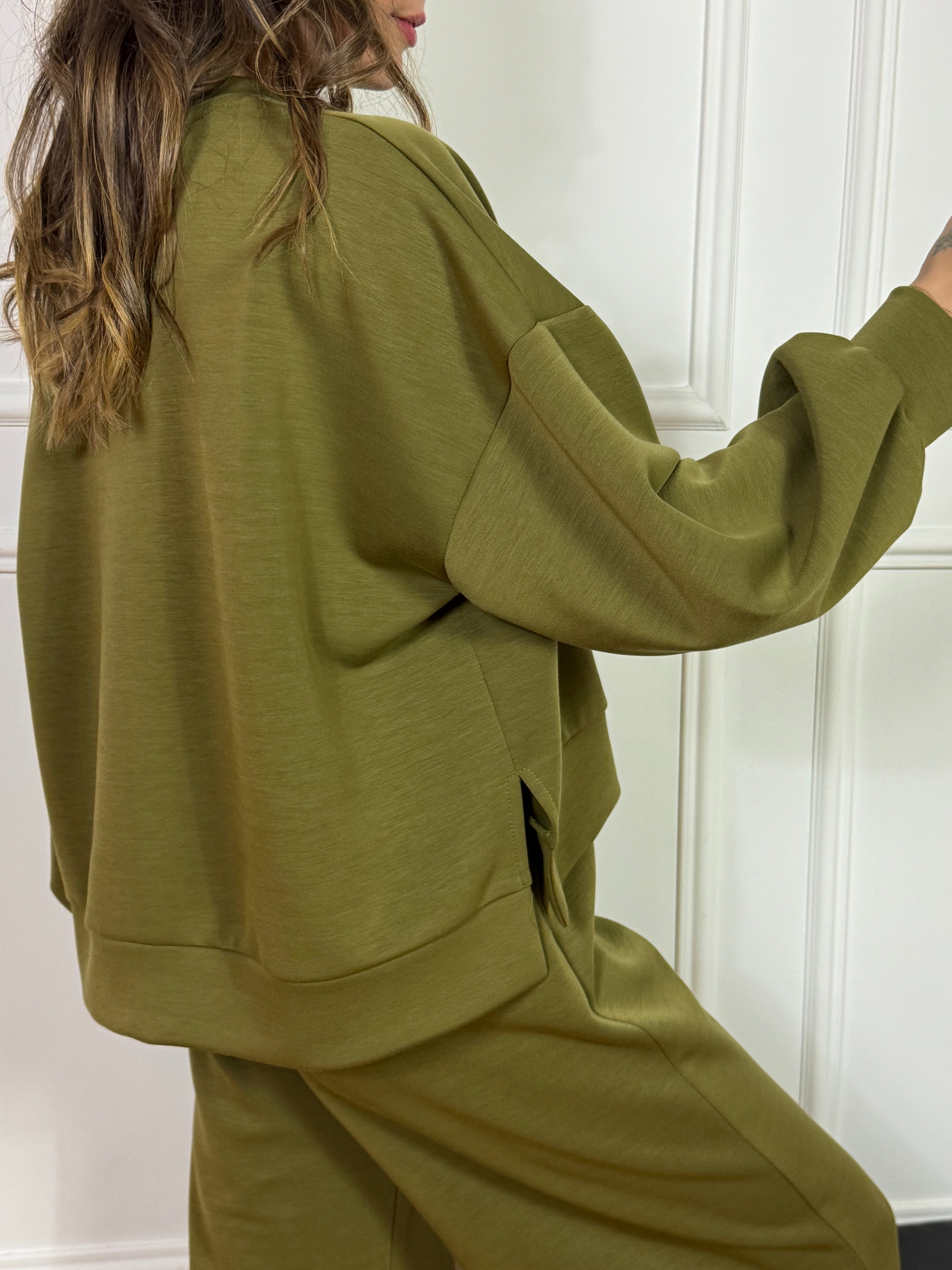 Felpa paricollo Kikisix spacchetti laterali tessuto tecnico sottile