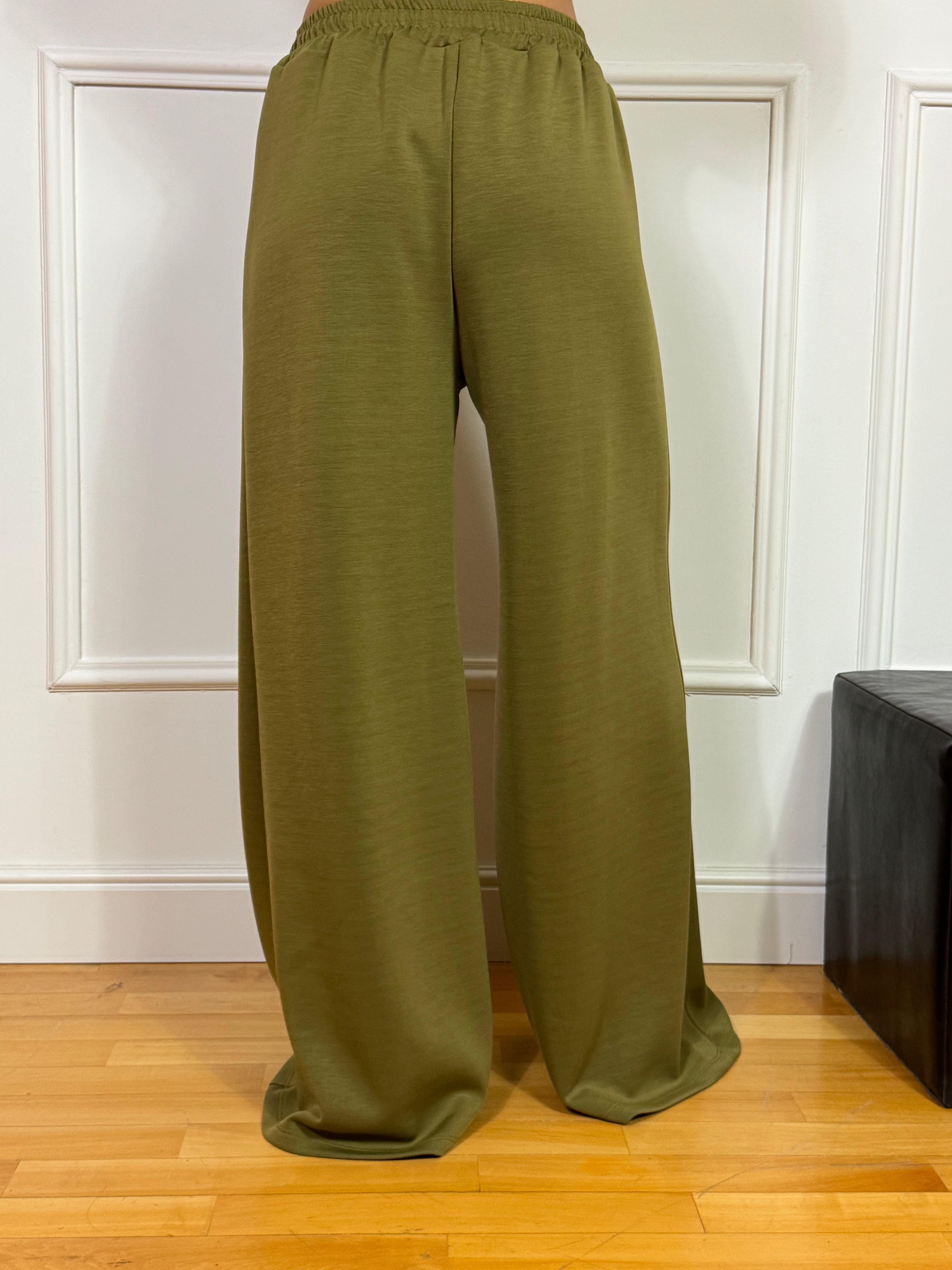 Pantalone tuta con coulisse Kikisix tessuto tecnico sottile