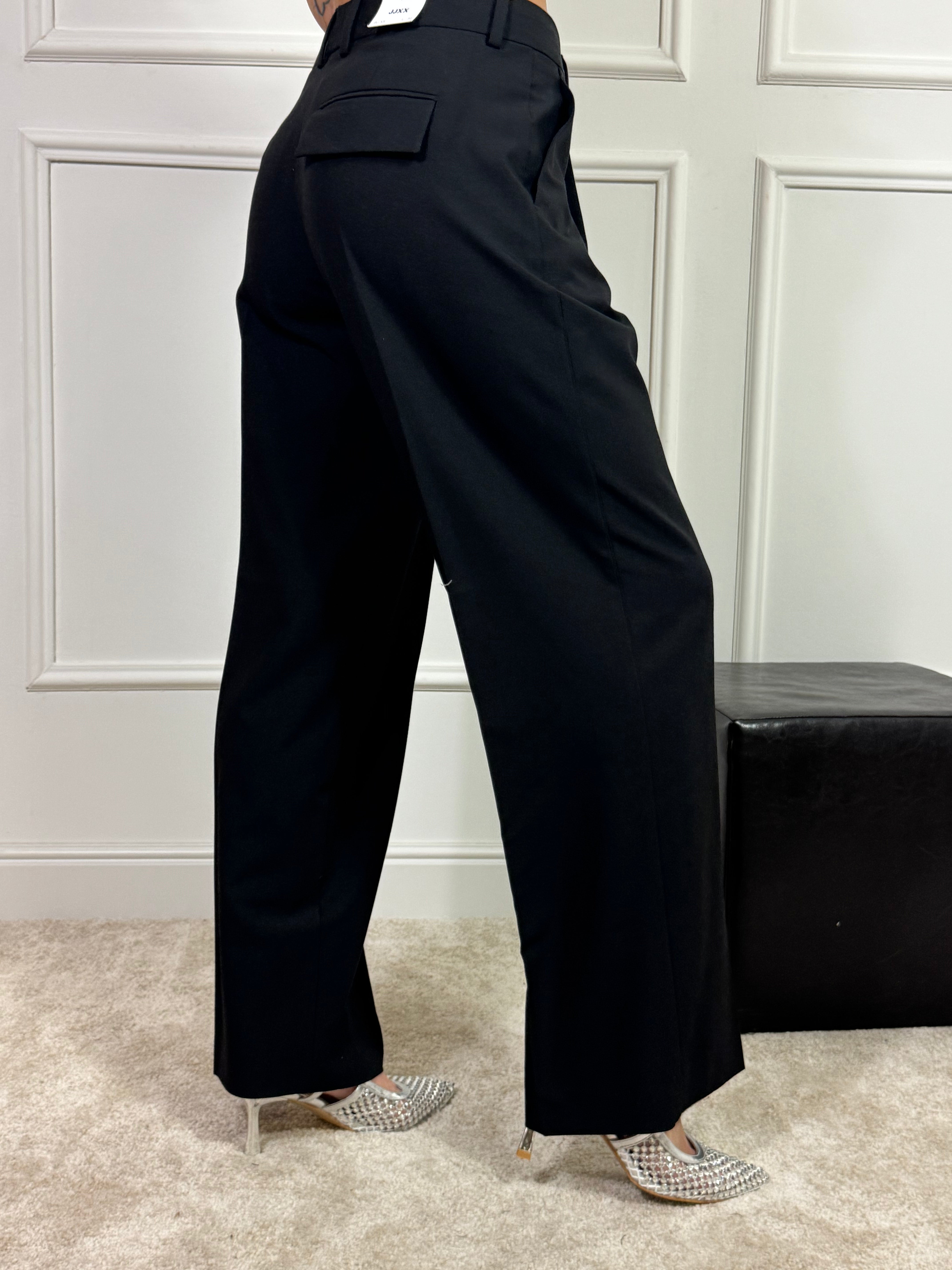 Pantalone JJXX modello ELLIS WIDE - ampio con pinces NERO