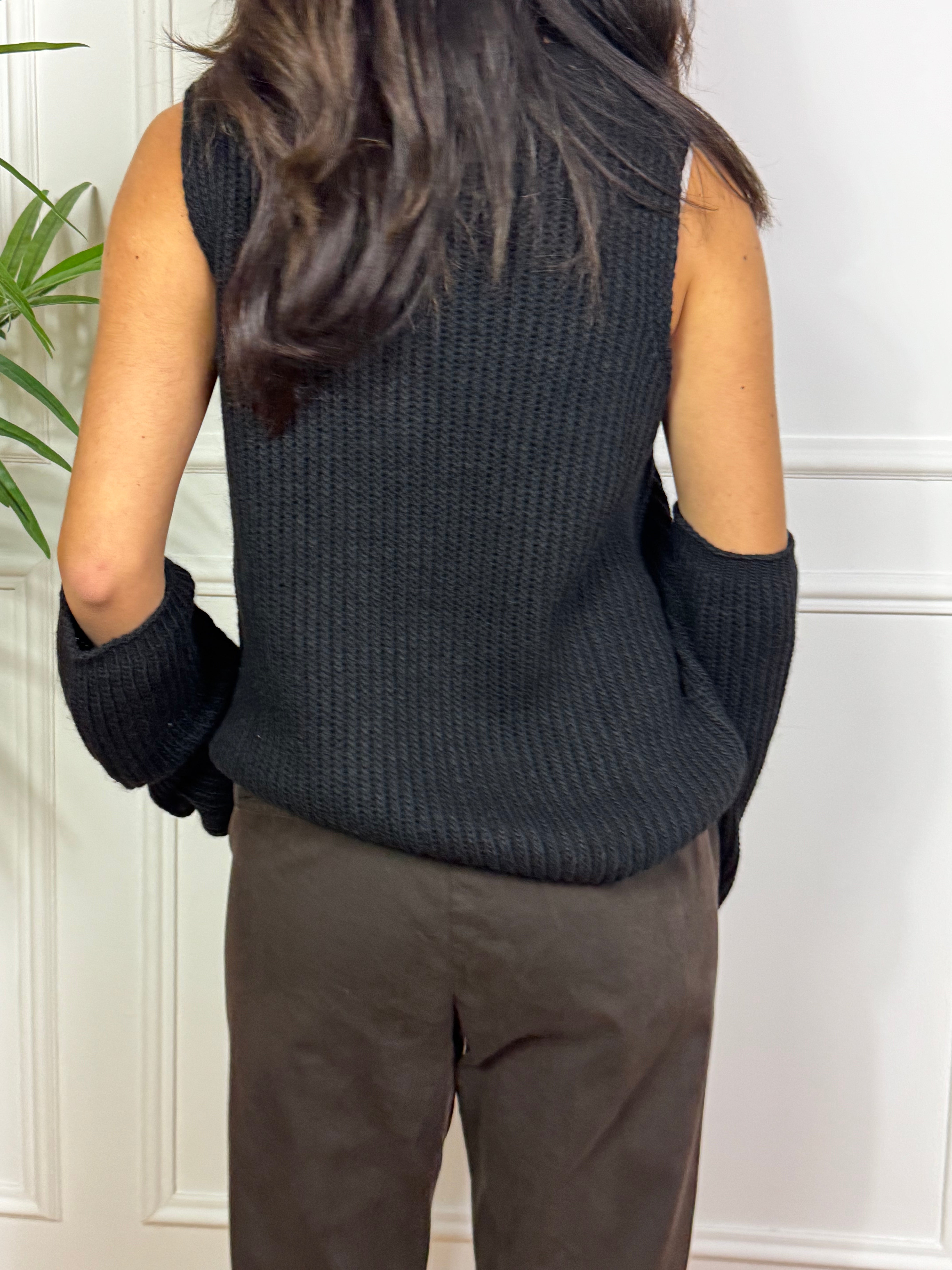 Gilet scollo V KIKISIX con manicotti