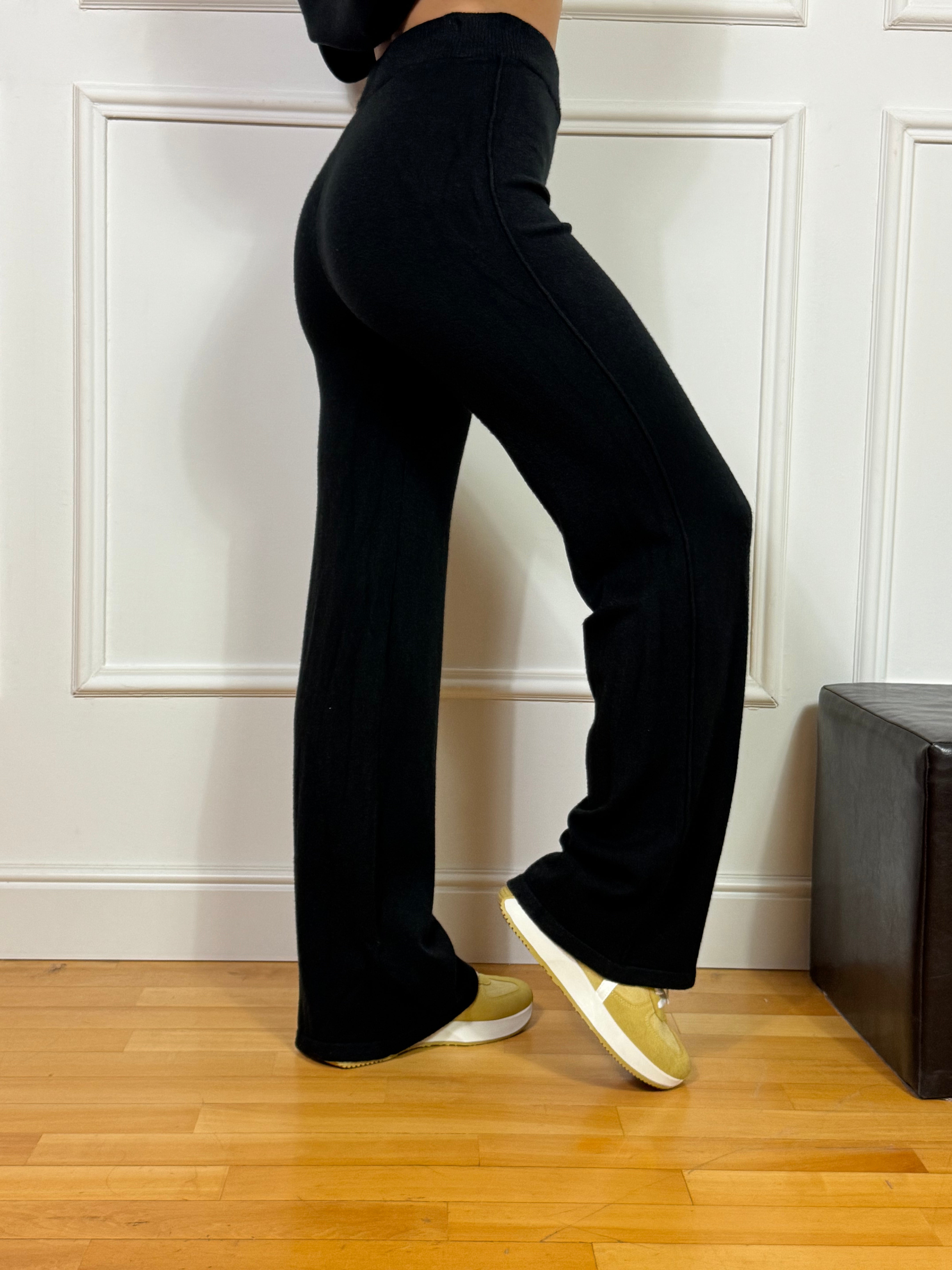 Completo tuta in maglina misto viscosa Victoria ILMH MAGLIA SCOLLO V + PANTALONE