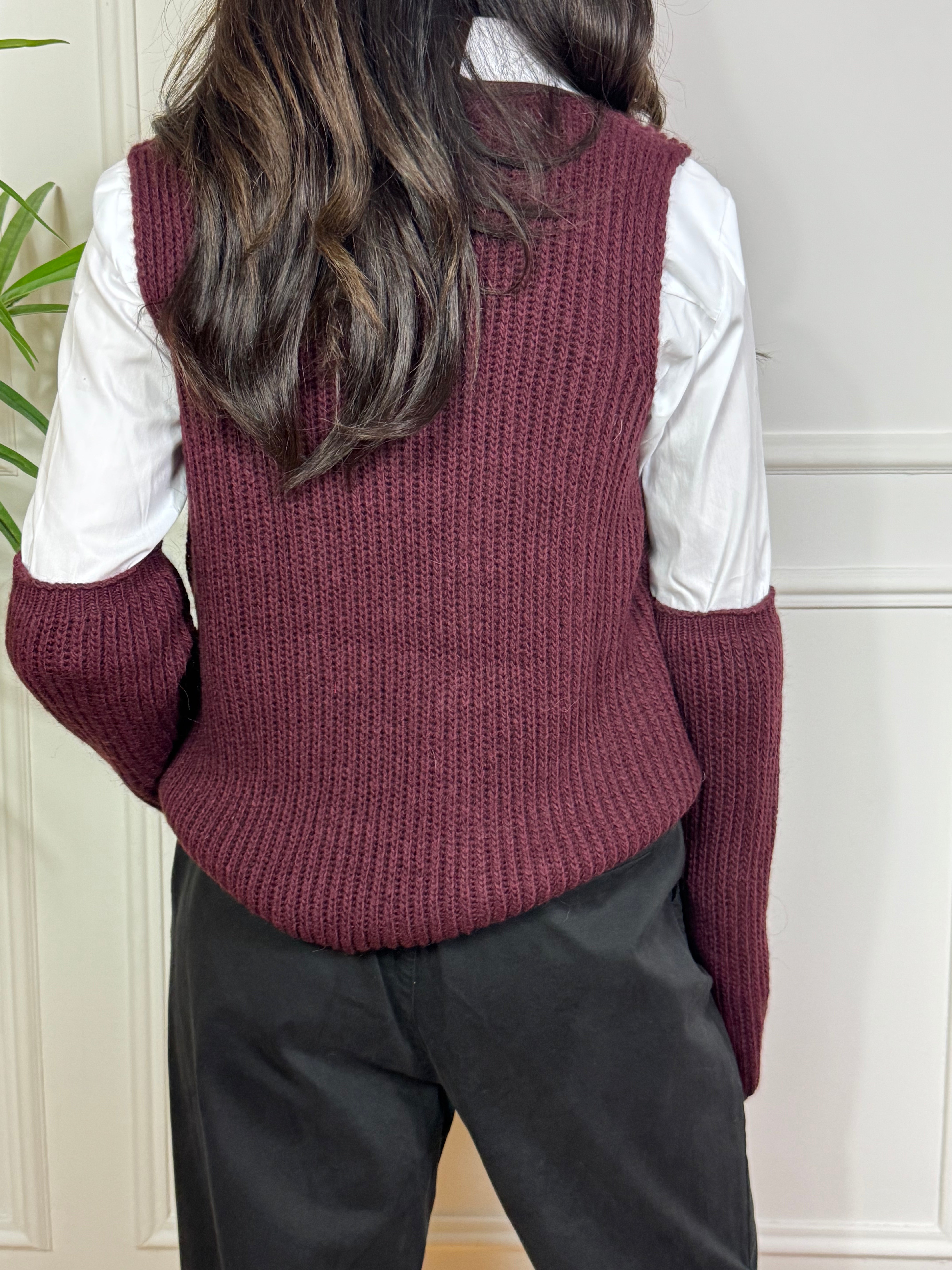 Gilet scollo V KIKISIX con manicotti