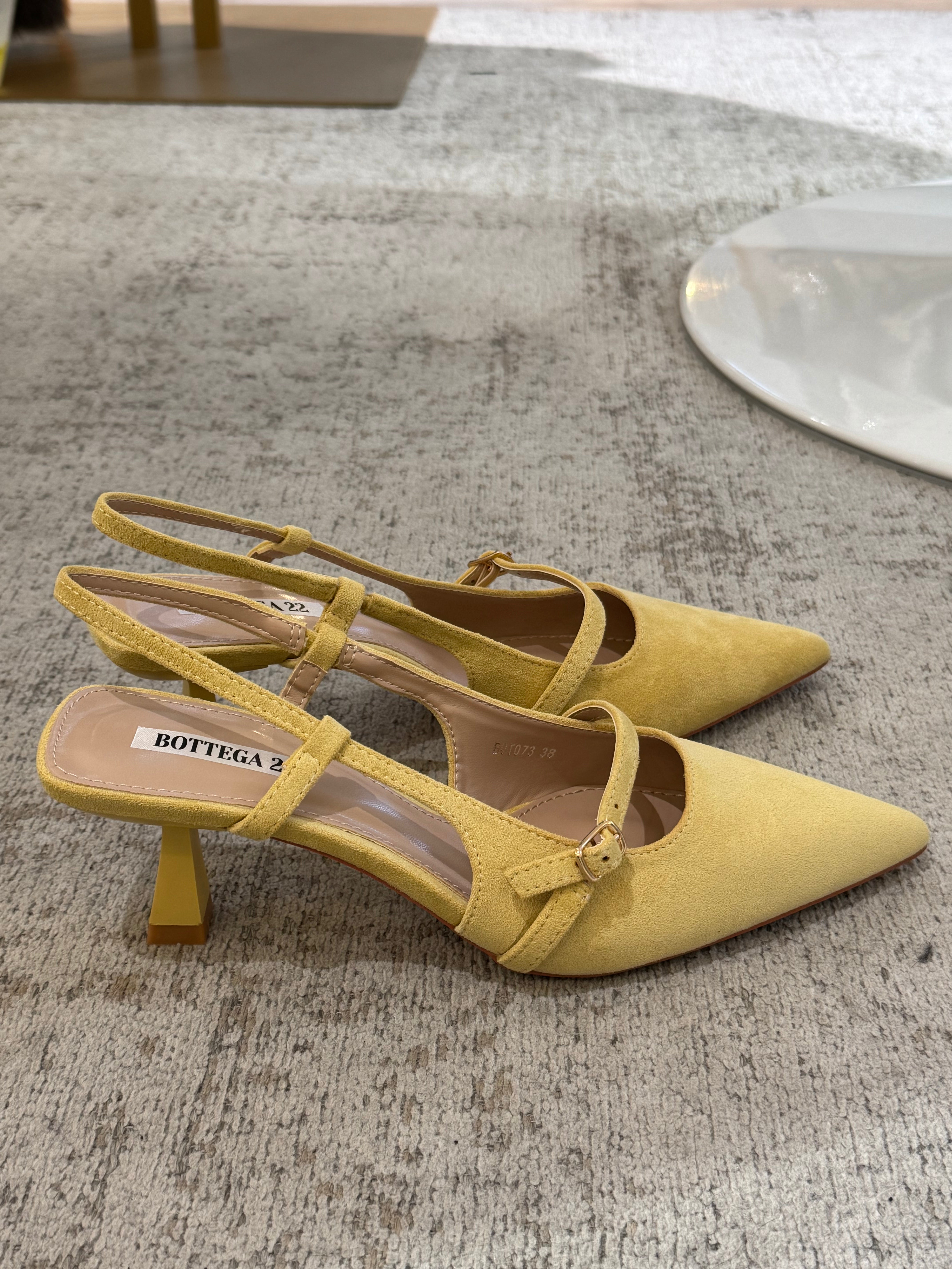 Scarpa SLING-BACK in ecopelle effetto scamosciato