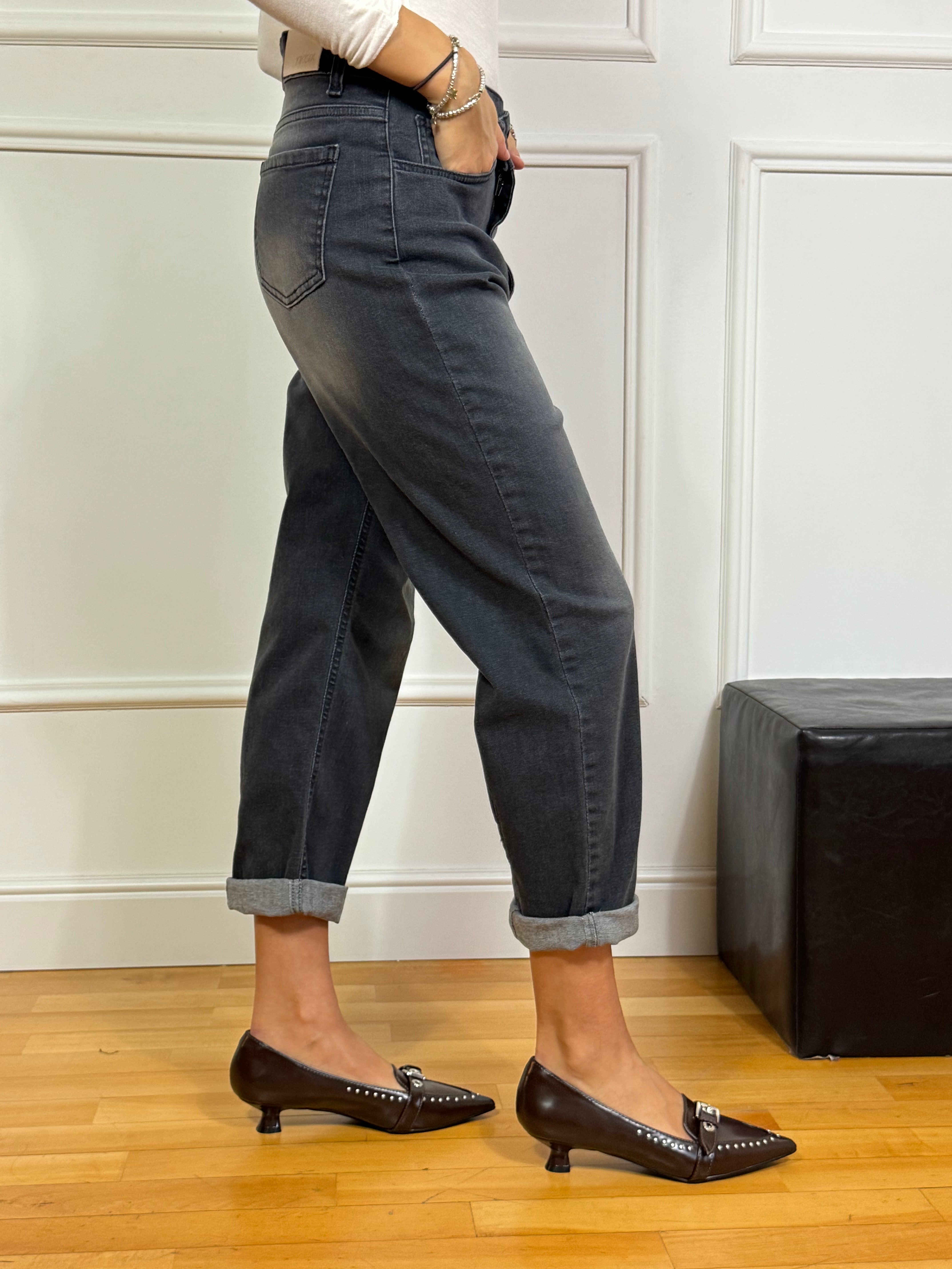 Jeans Kikisix BOTTONI ASIMMETRICI - NERO DELAVE'