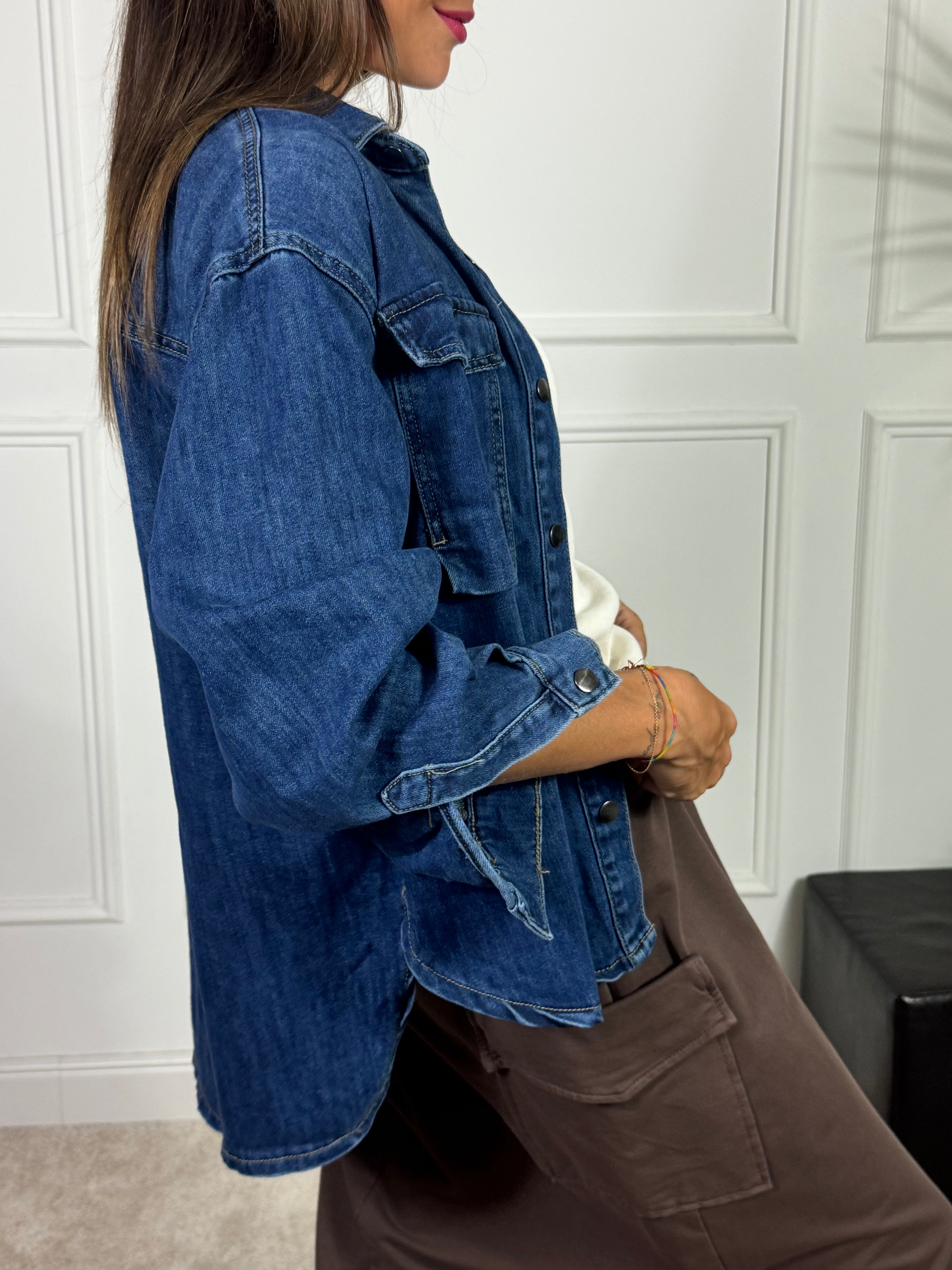 Camicia / Giacca in denim elasticizzato con taschini Victoria ILMH BOTTONI A PRESSIONE
