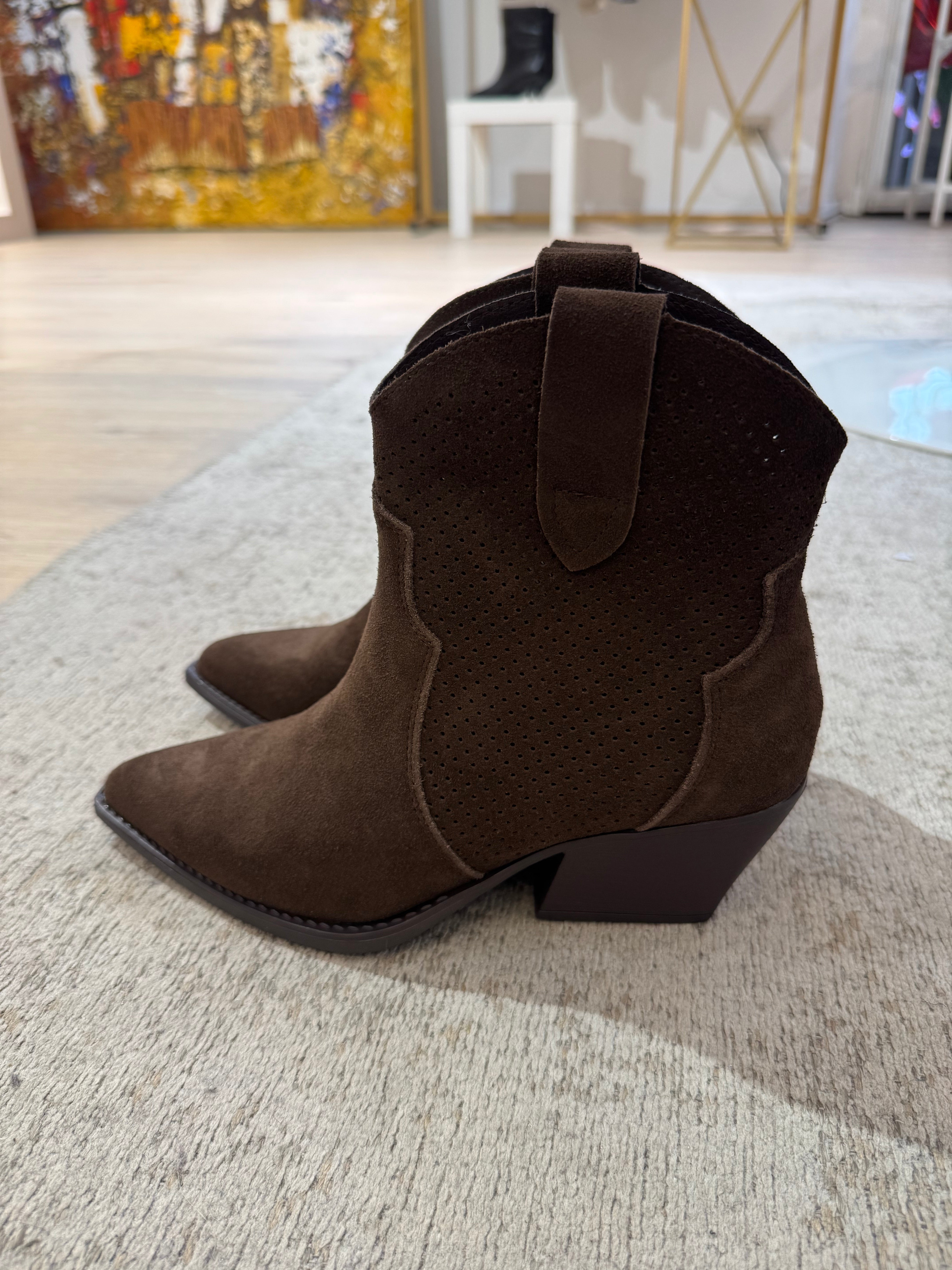 Stivaletto texano VERA PELLE basso scamosciato TRAFORATO