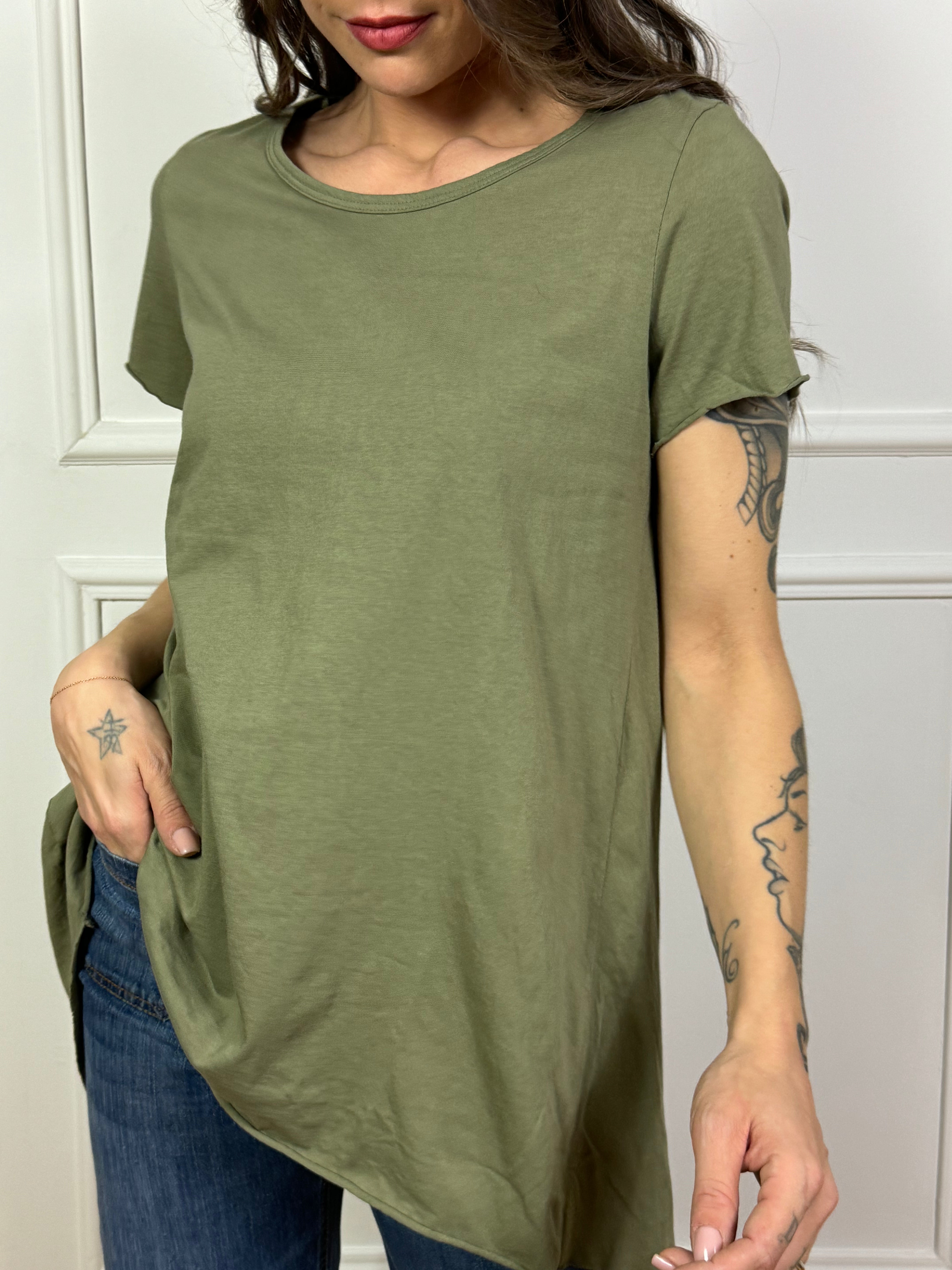 T-SHIRT MANICA CORTA in cotone fiammato Susy Mix PIU' LUNGA DIETRO