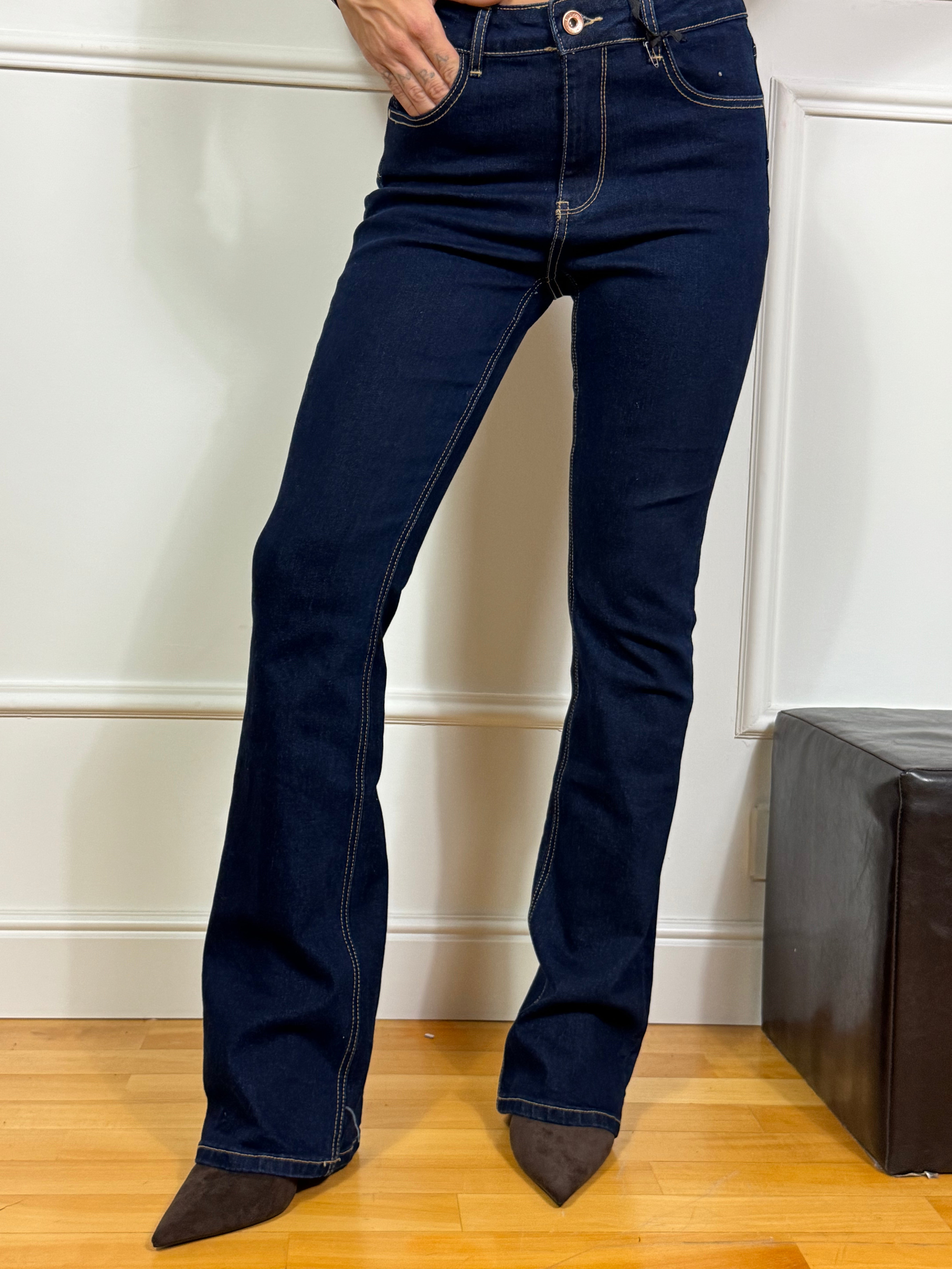 Jeans Victoria ILMH ZAMPA - CUCITURE A CONTRASTO