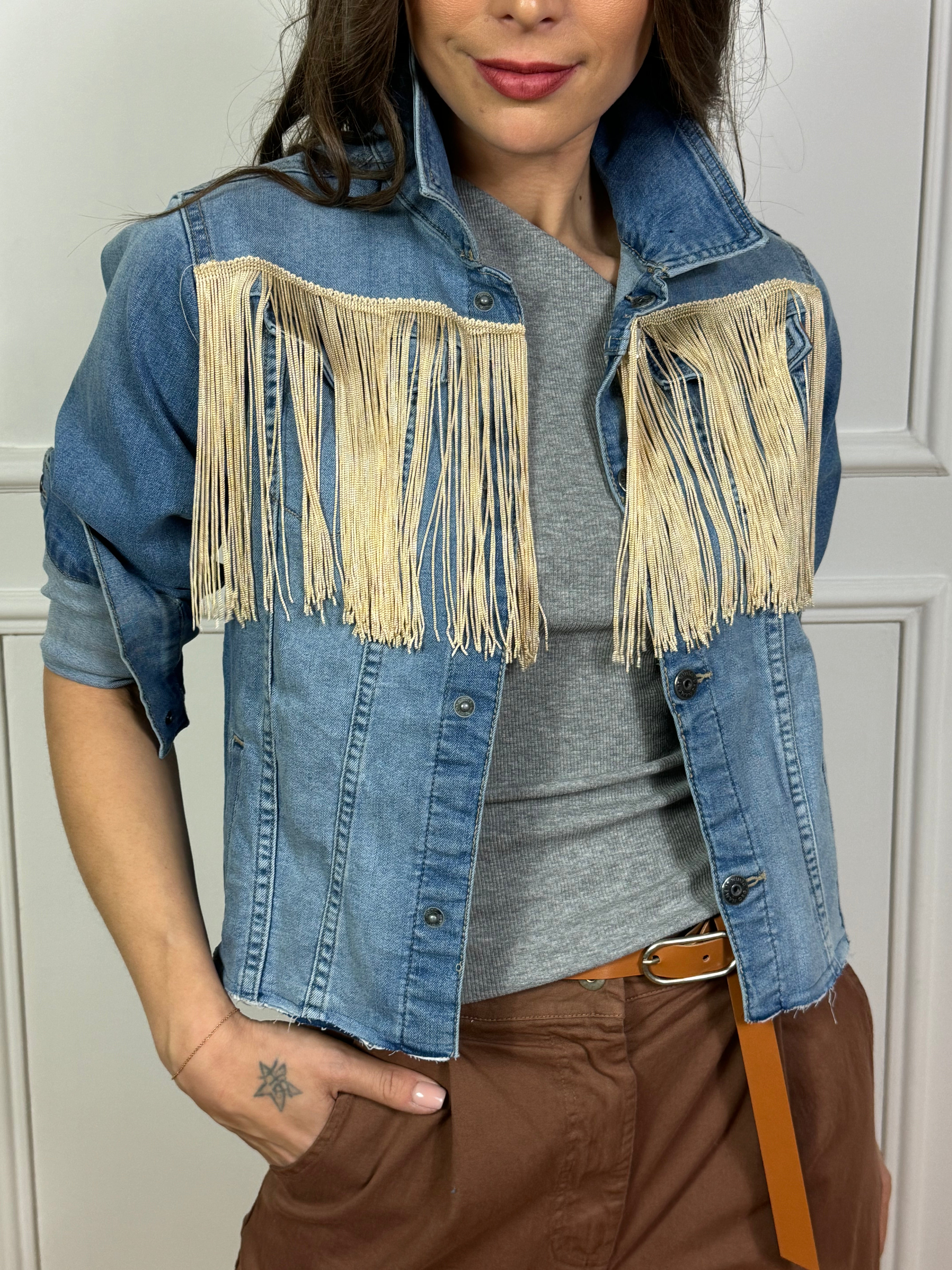 Giacca di jeans Susy Mix con frange a contrasto