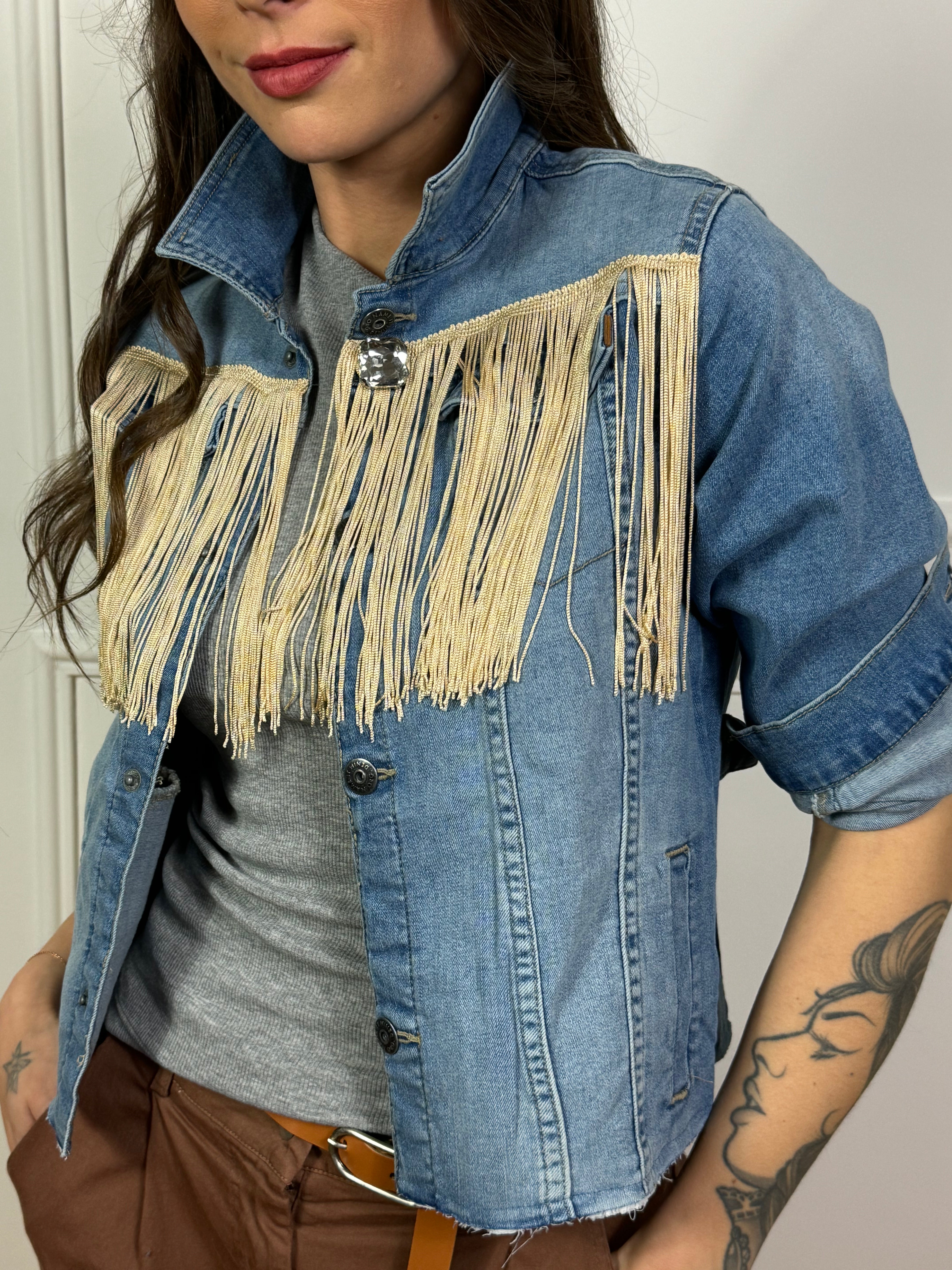 Giacca di jeans Susy Mix con frange a contrasto