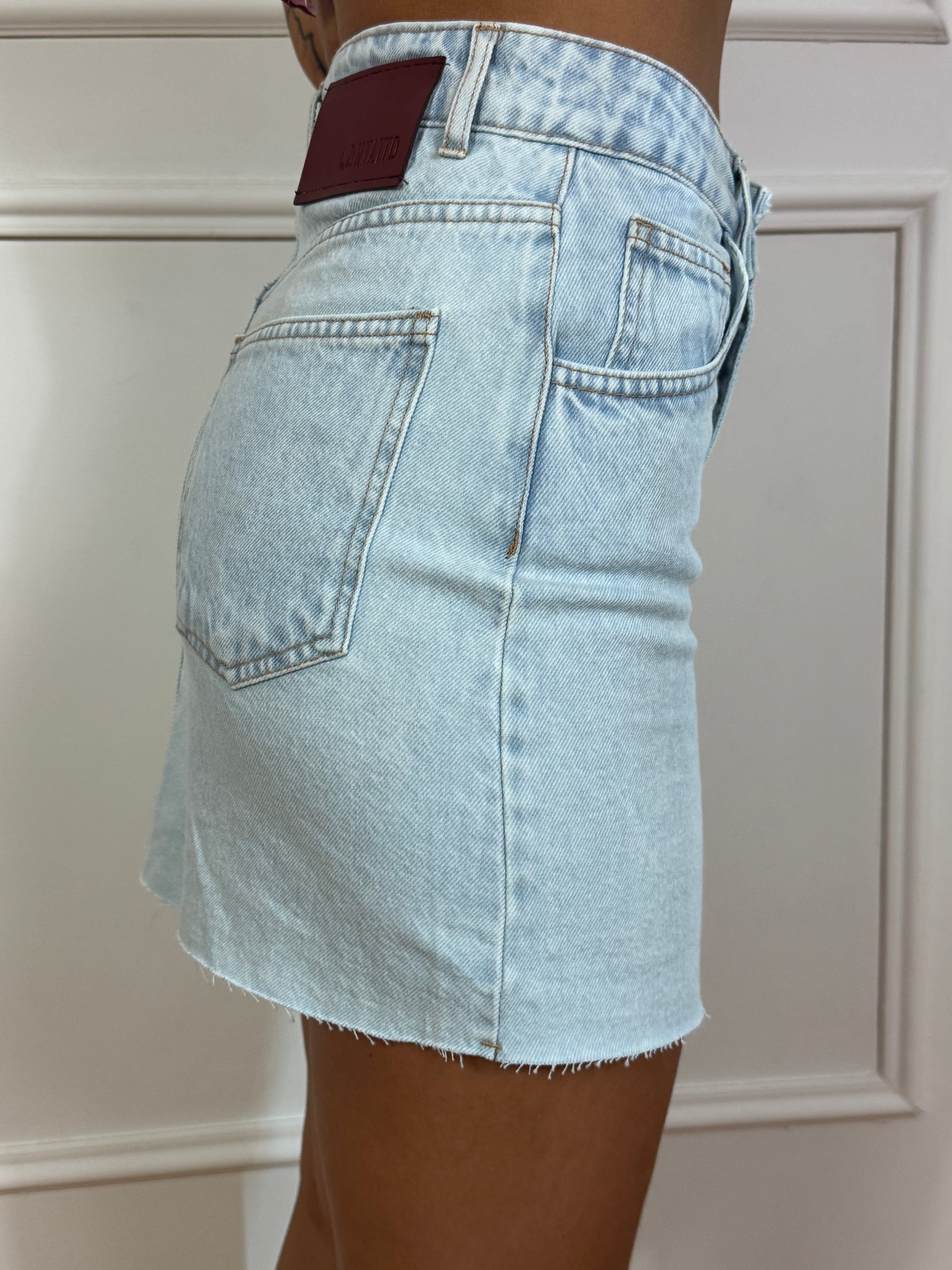 Gonna corta di jeans Kontatto LAVAGGIO CHIARO