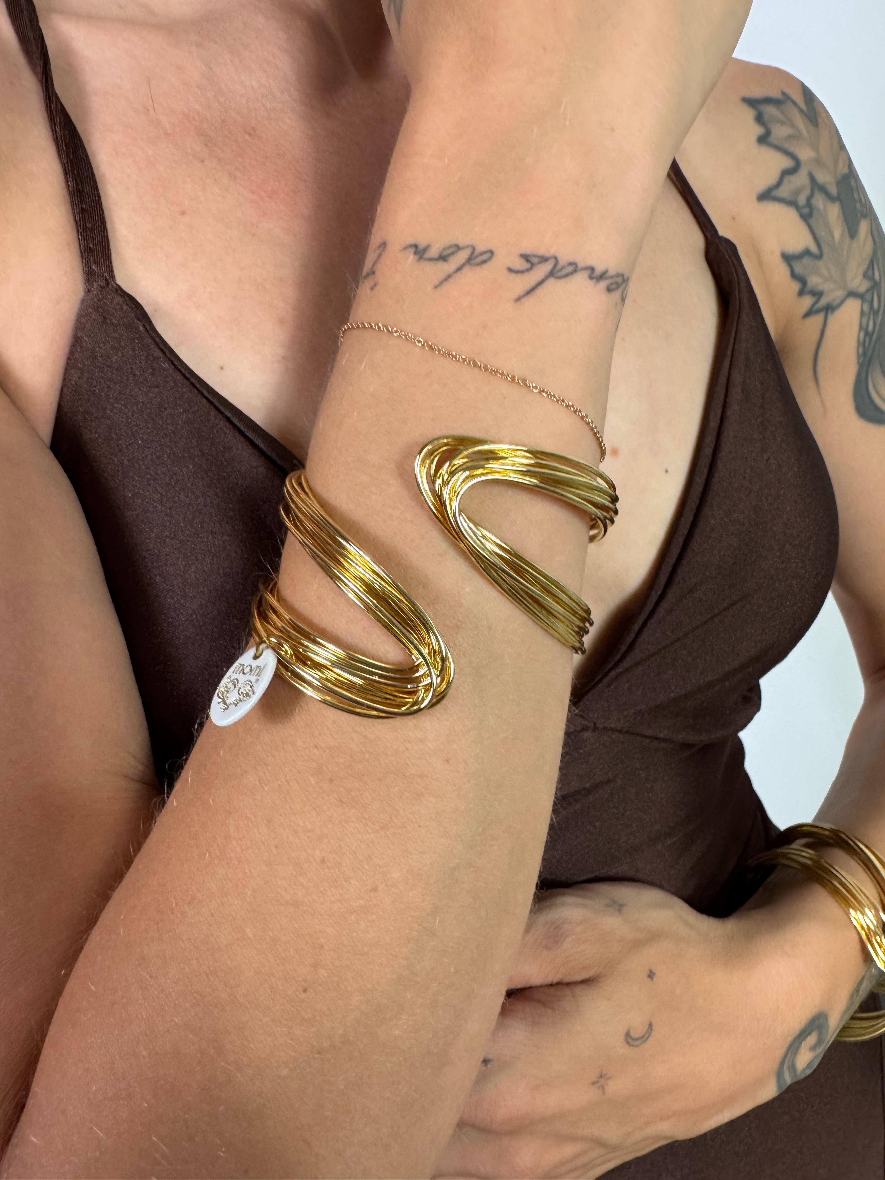 Bracciale aperto rigido Momi ONDA