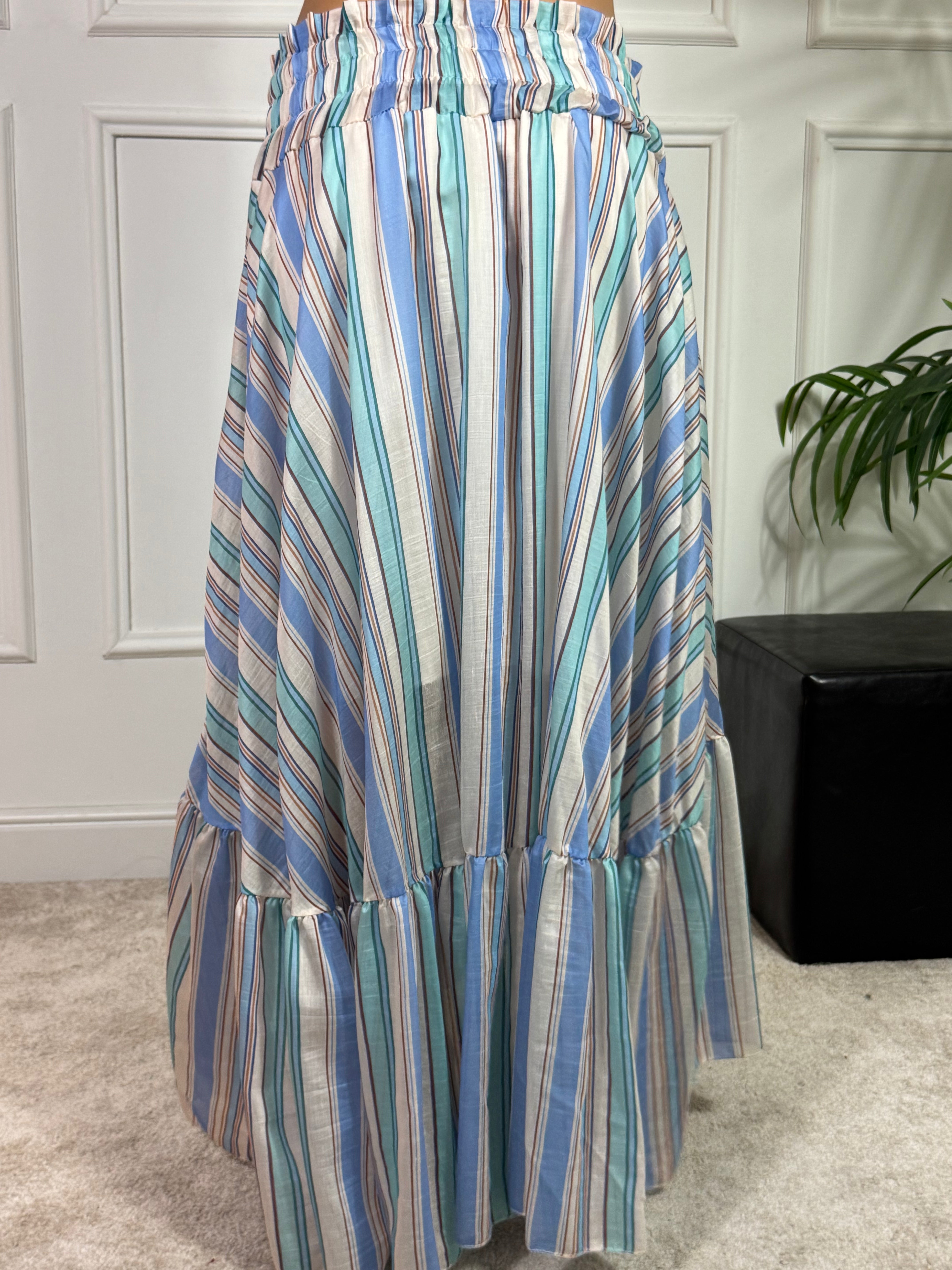 Gonna asimmetrica con balza Victoria ILMH righe azzurro-tiffany-panna