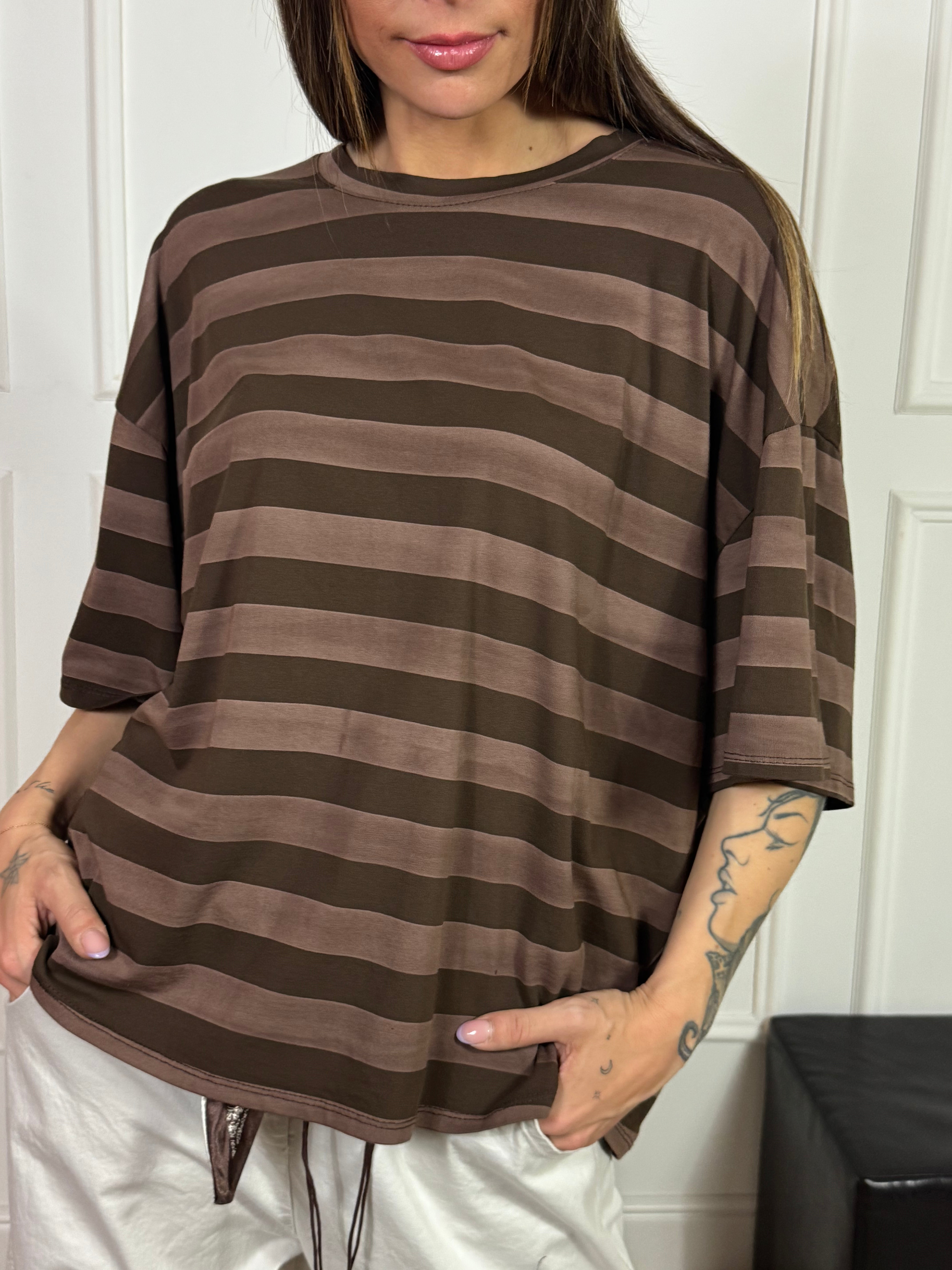 Maglia t-shirt oversize Victoria ILMH RIGHE GROSSE