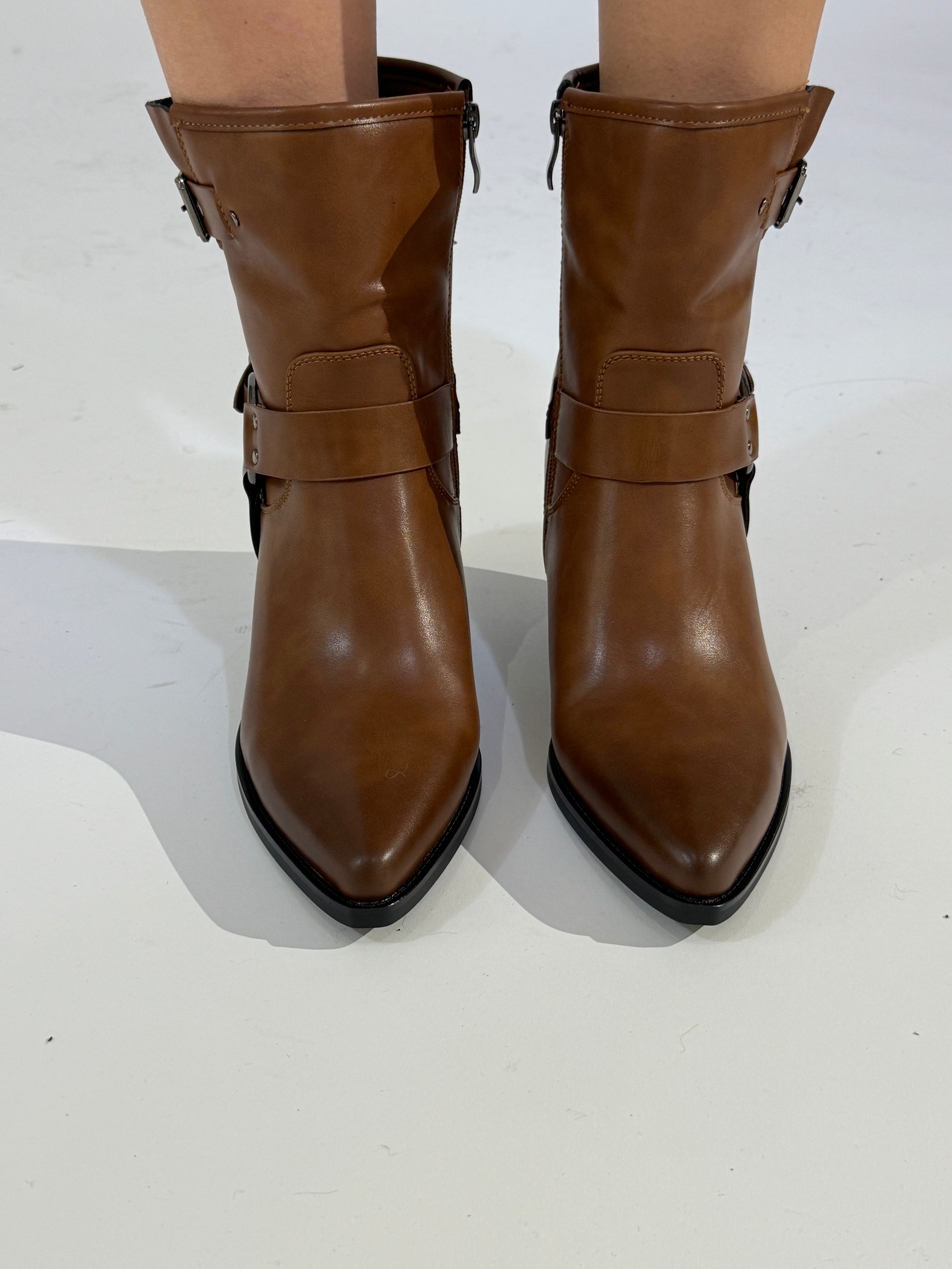 Texano basso in ecopelle con tacco CUOIO