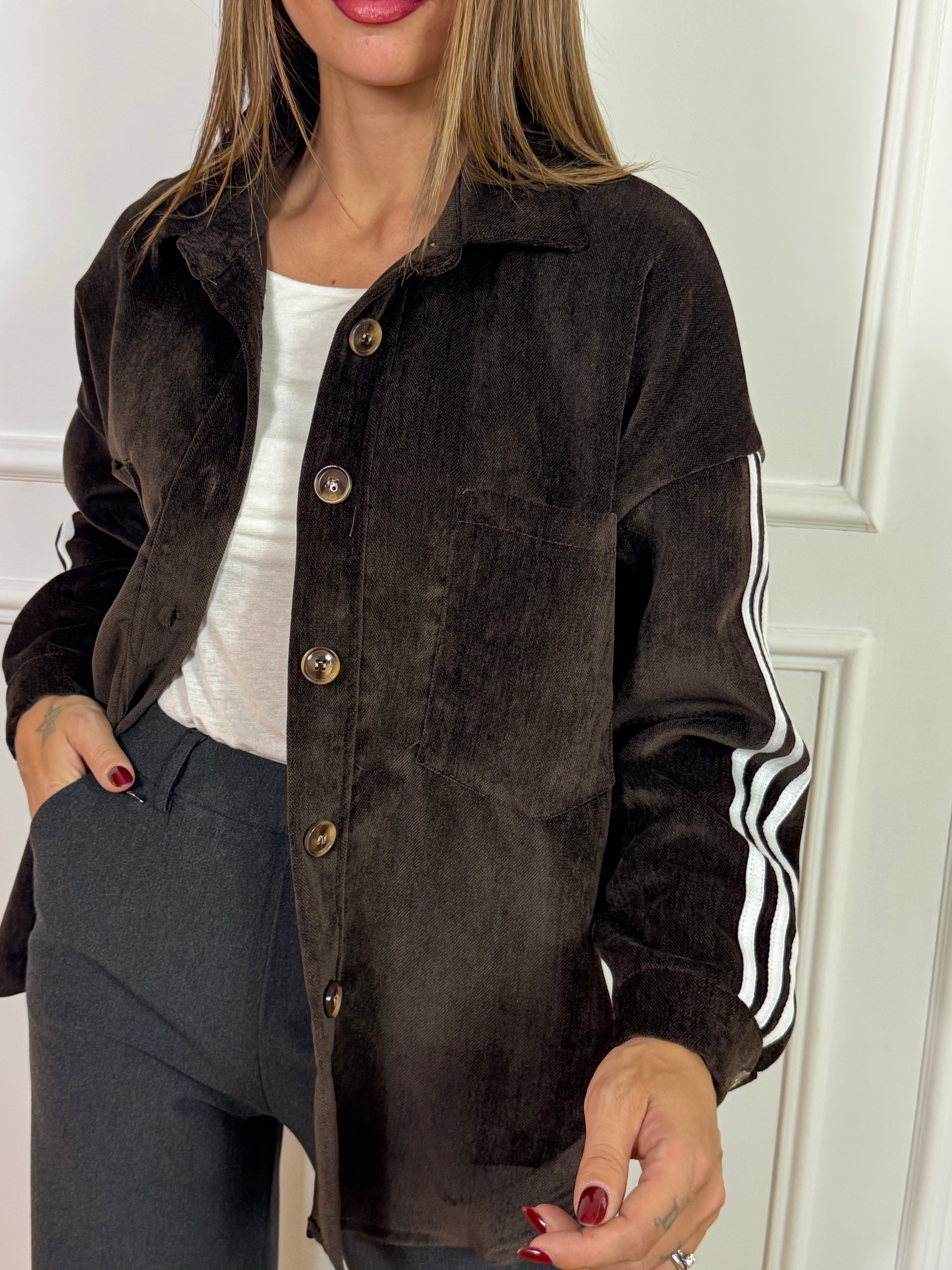 Maxi camicia con taschini Victoria ILMH in vellutino e bande laterali