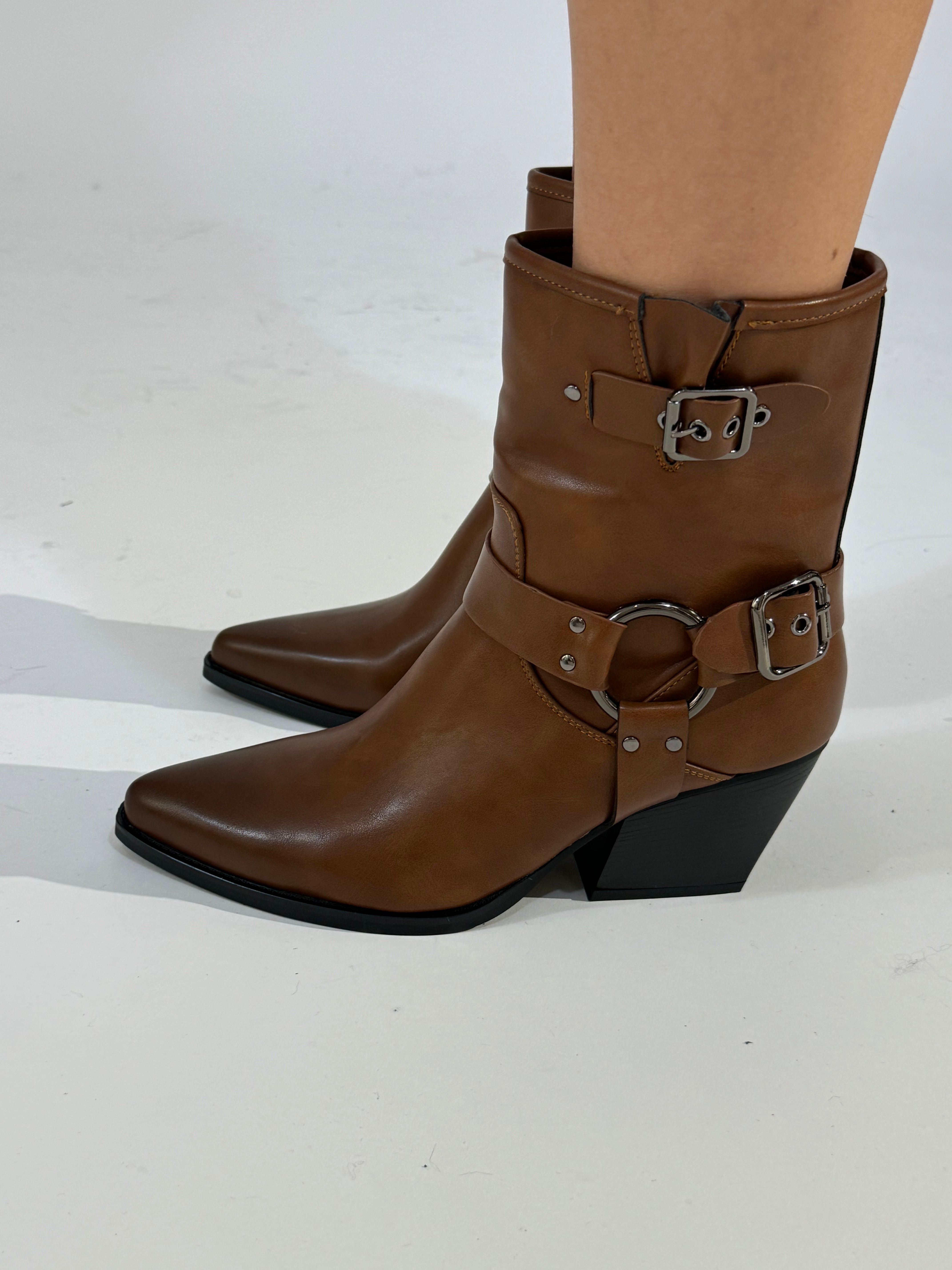 Texano basso in ecopelle con tacco CUOIO