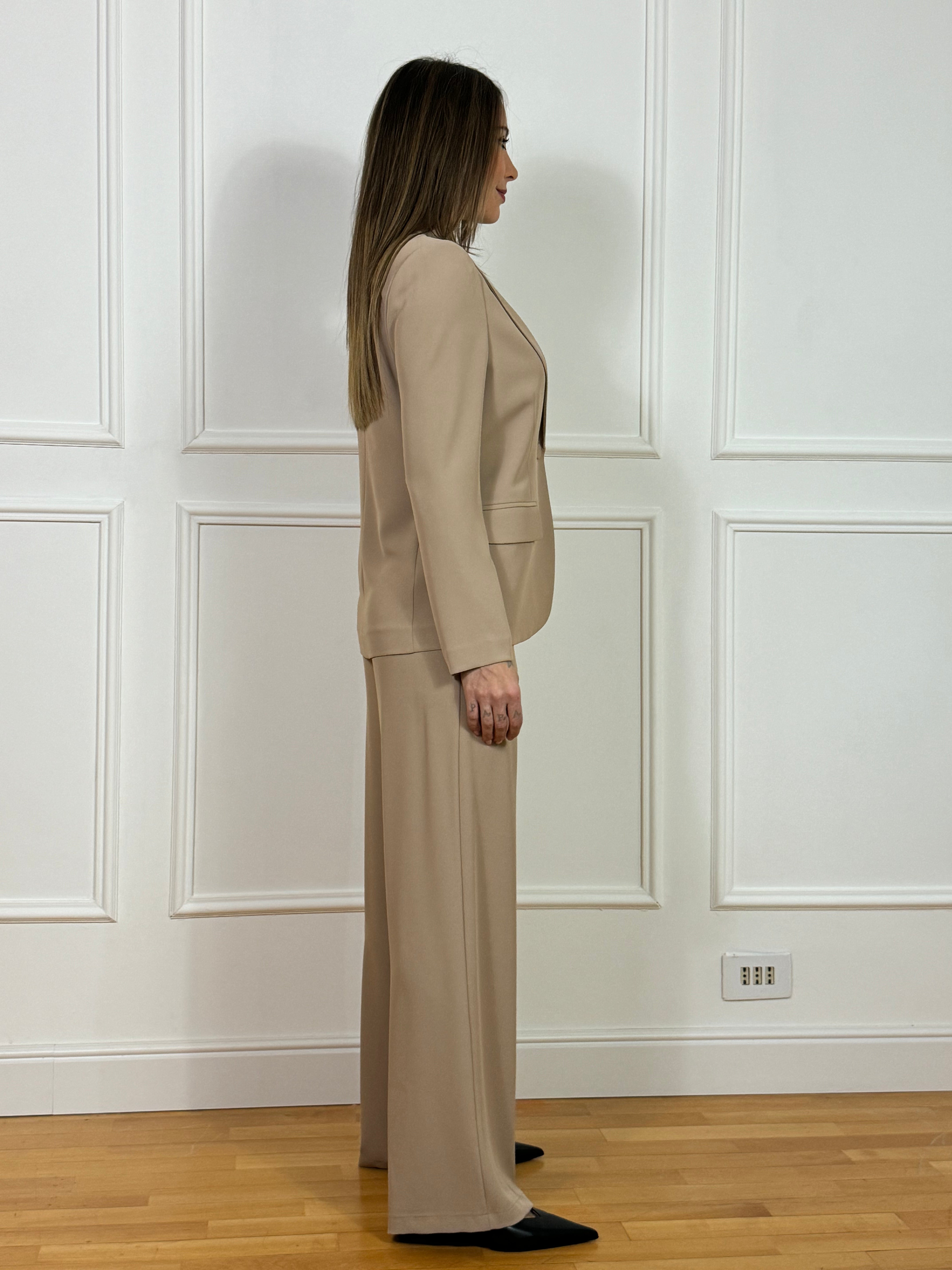 Completo tailleur Kontatto GIACCA MONOPETTO + PANTALONE A PALAZZO