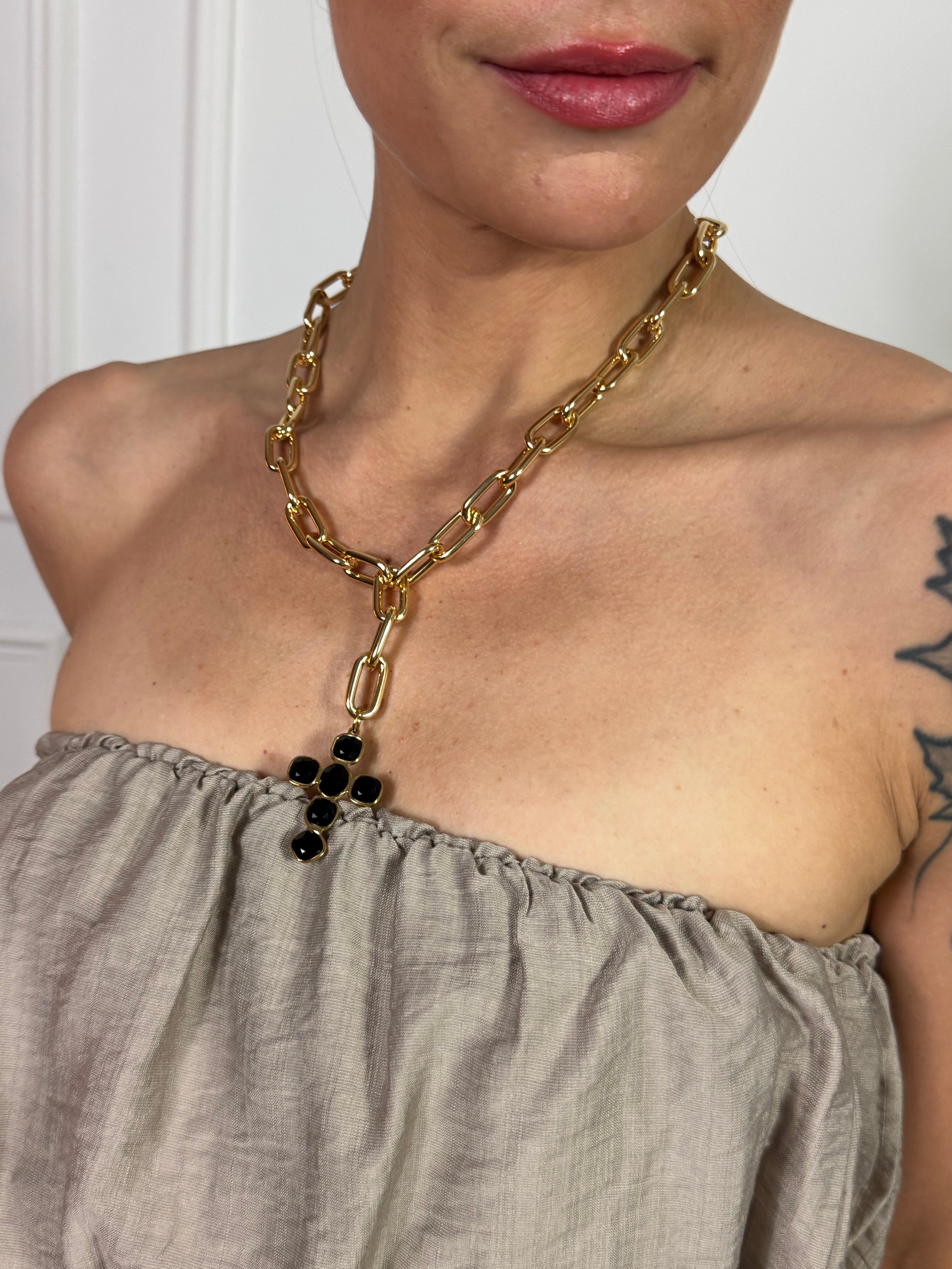 Collana CORTA Momi CROCE