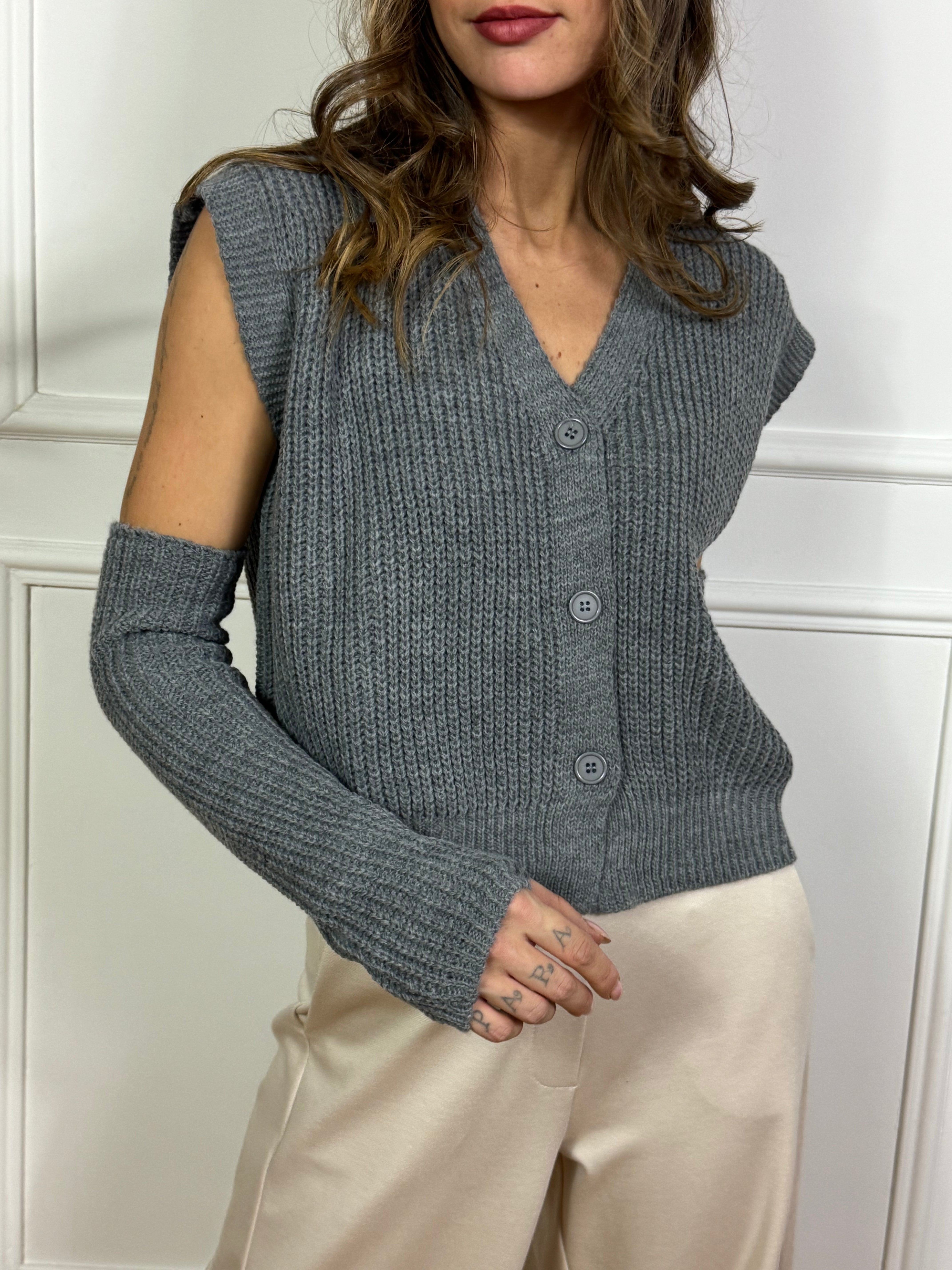 Gilet in maglia SUSY MIX con bottoni e manicotti