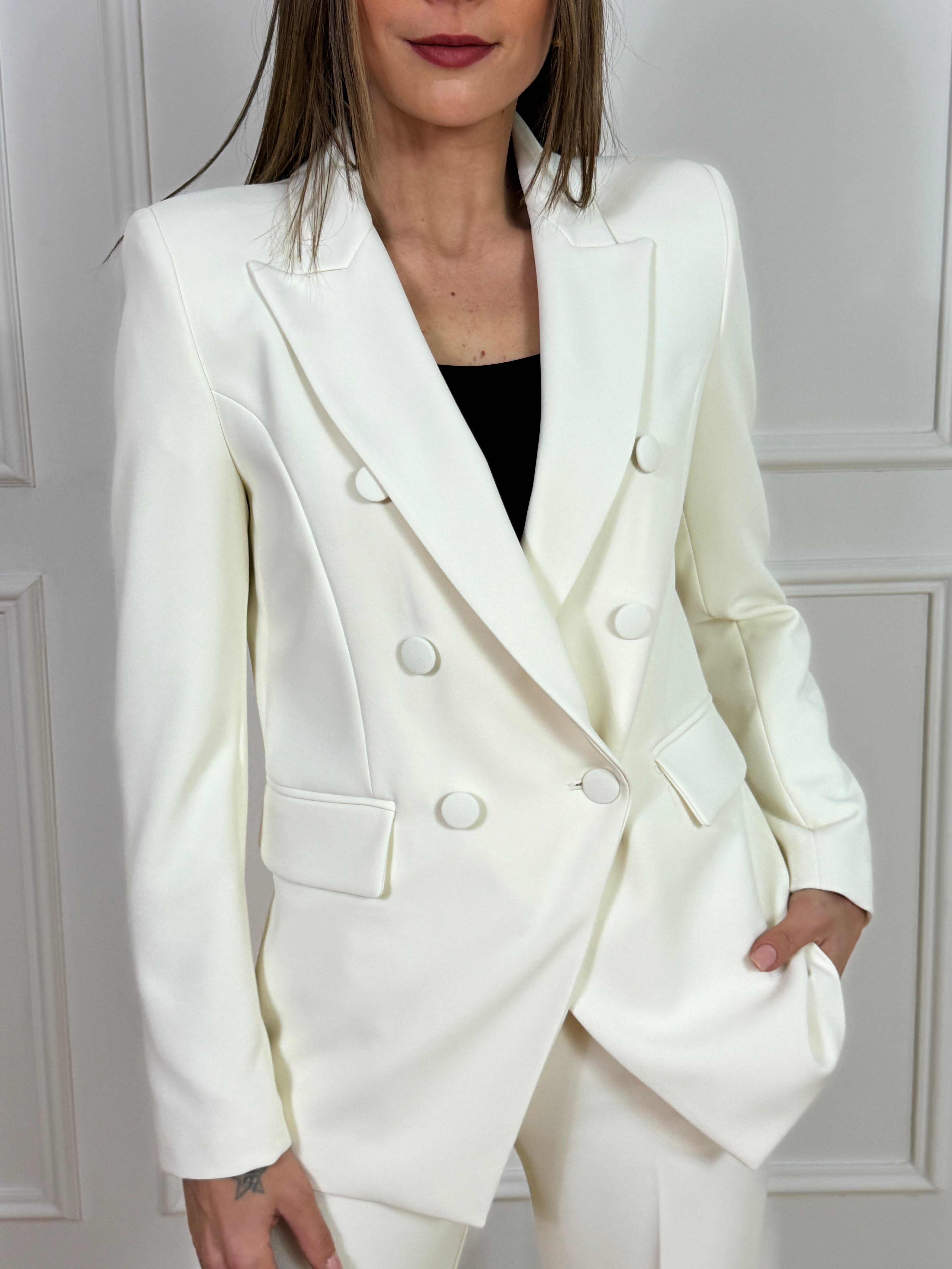 Completo tailleur Kontatto GIACCA DOPPIOPETTO + PANTALONE AMPIO FLARED