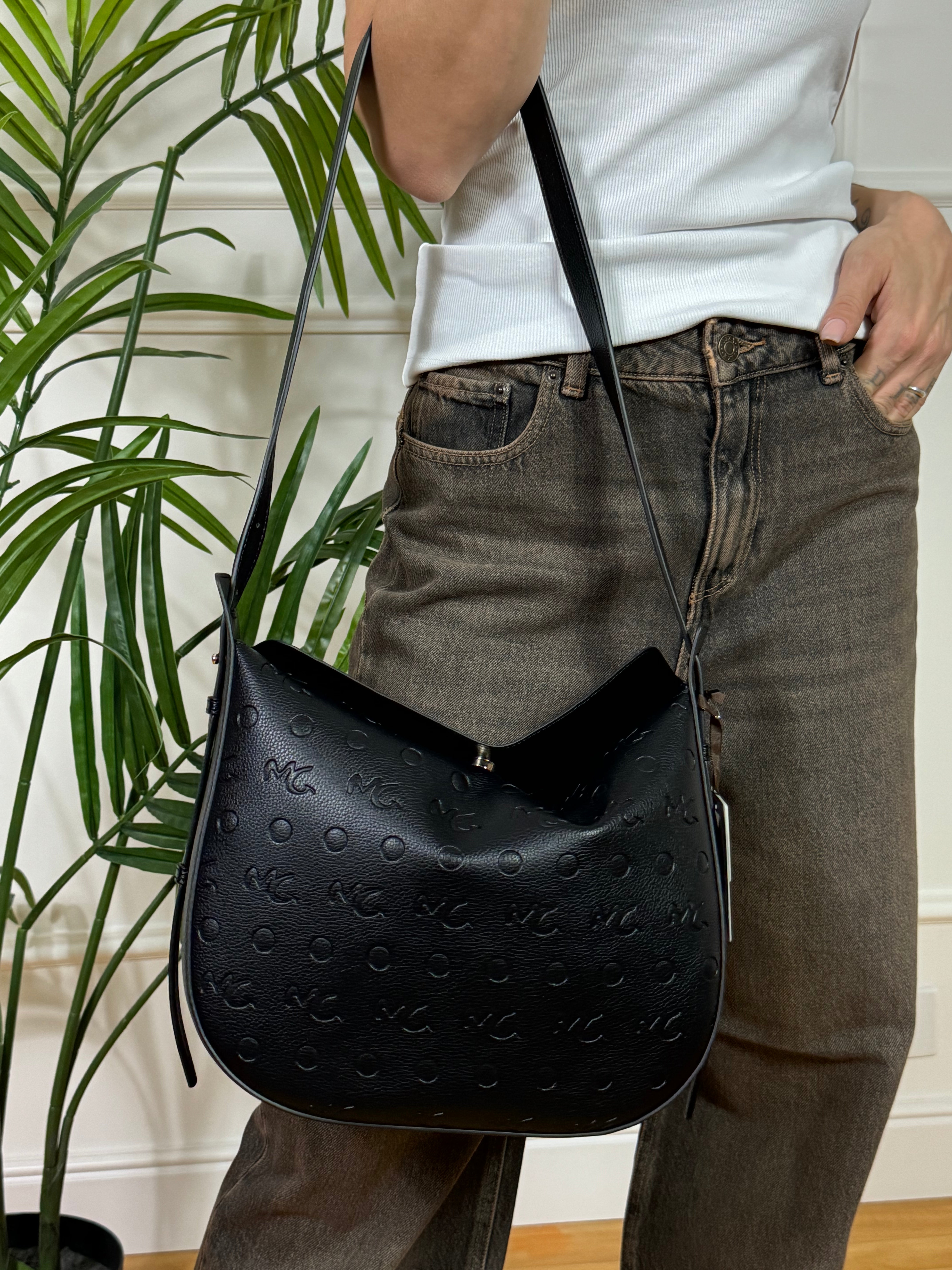 Borsa Manila Grace POSTINA BAG EMBOSS - texture logo