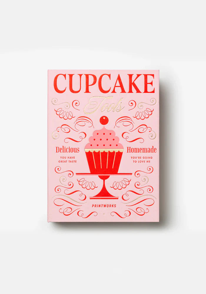 Coffe book table cup cakes
