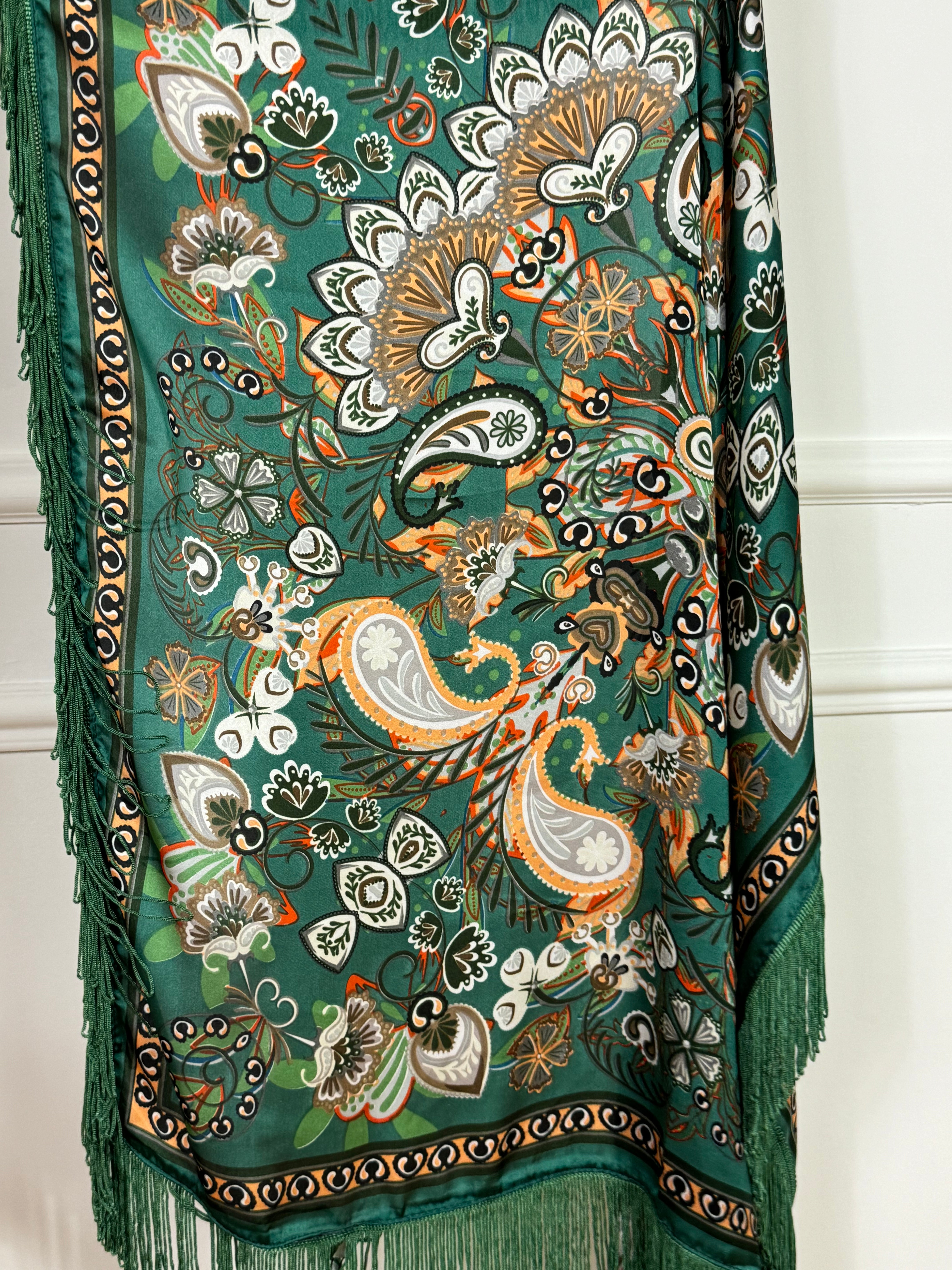 FOULARD QUADRATO in raso con frange Susy Mix fantasia PAISLEY