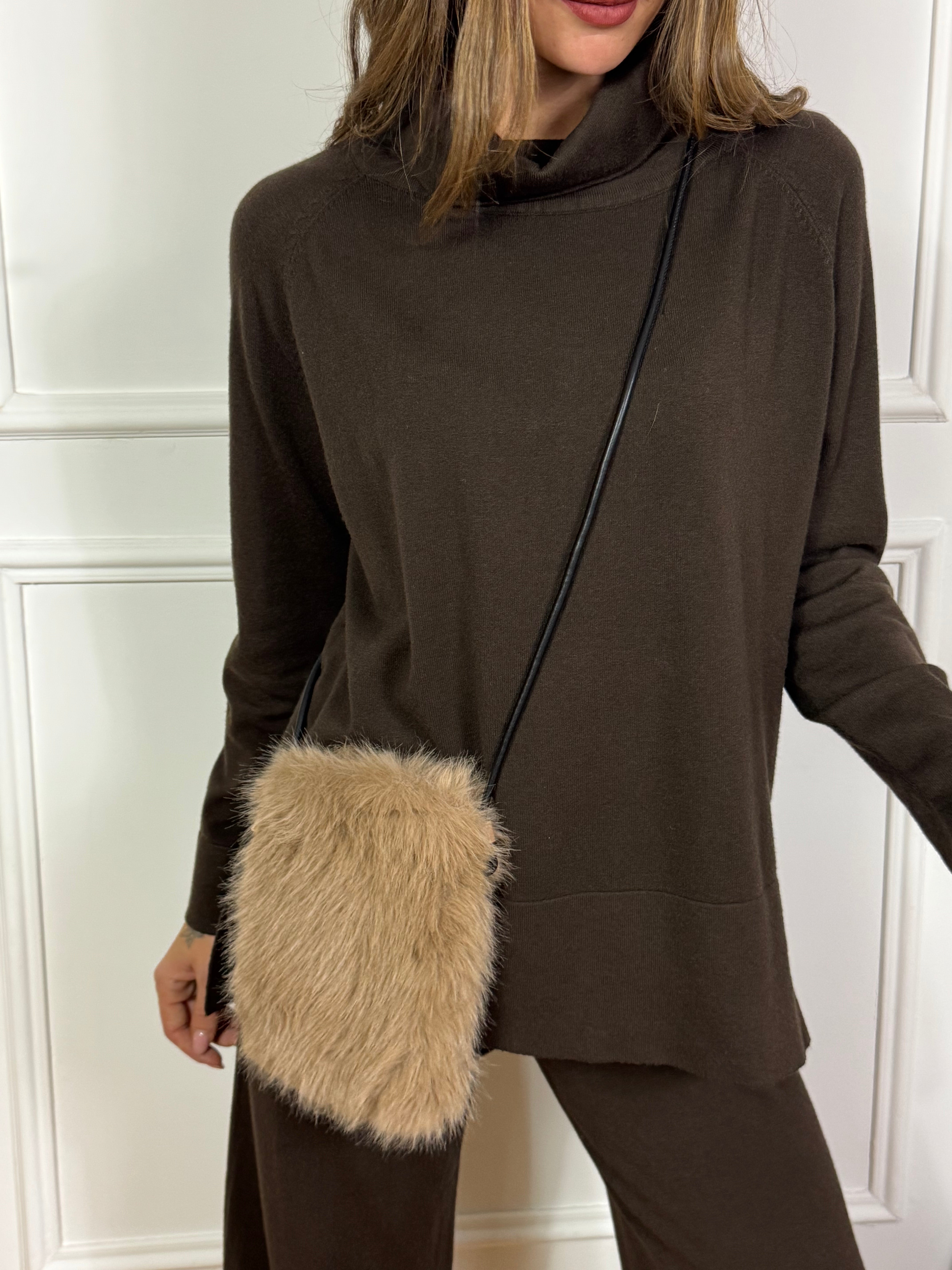 Portacellulare peluche Victoria ILMH