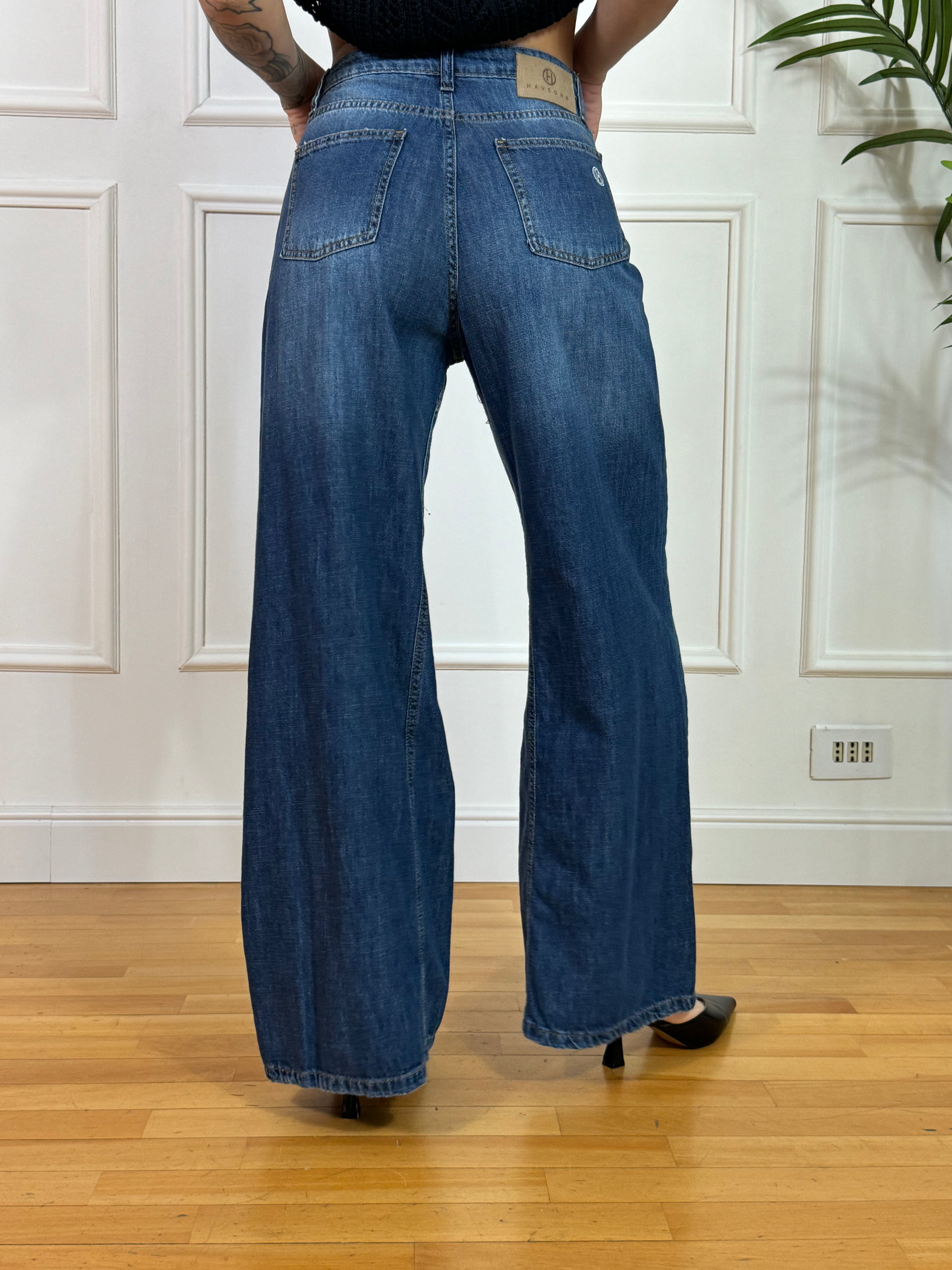 Jeans Have One WIDE LEG SLEGATO