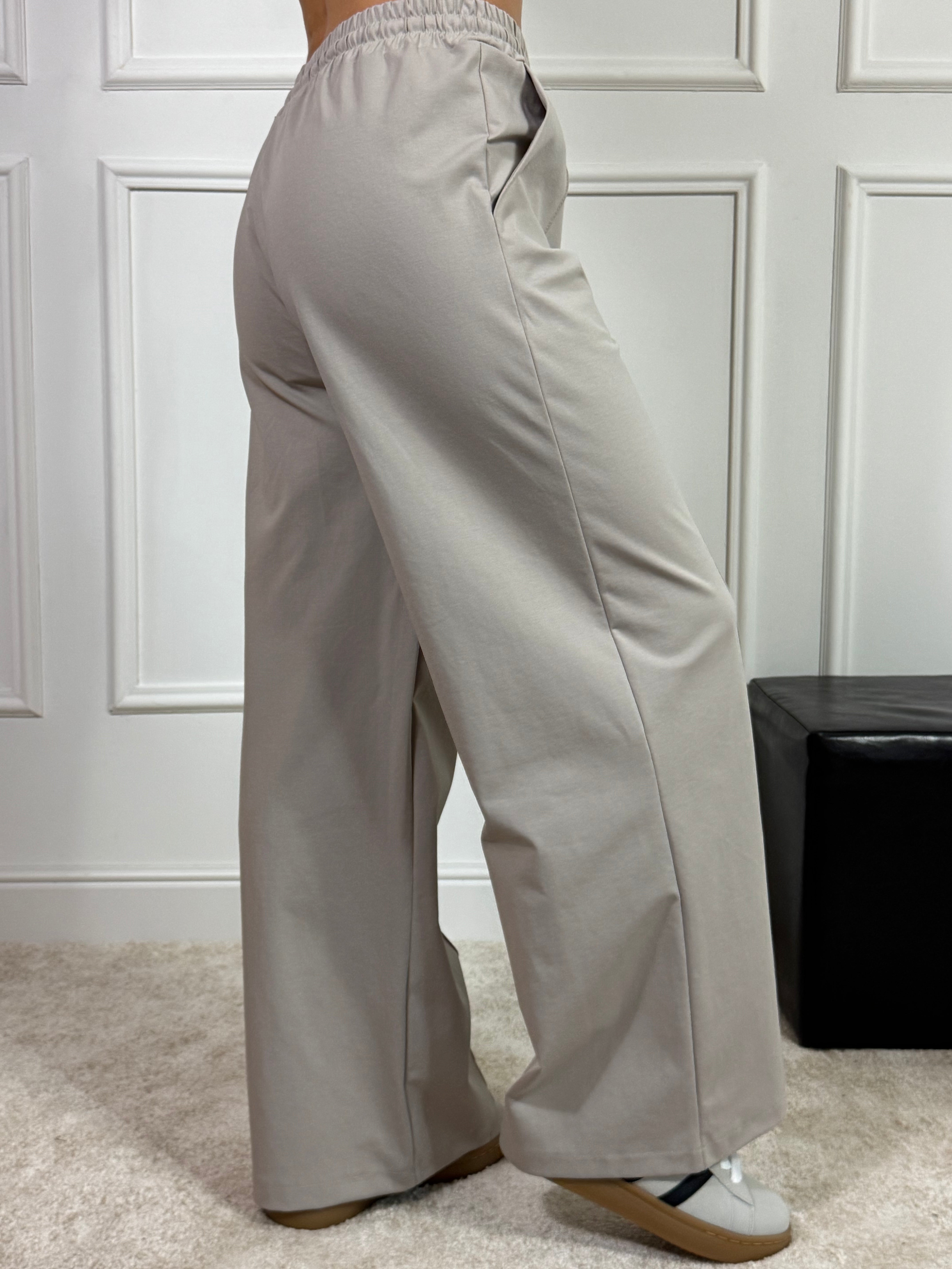 Pantalone tessuto elasticizzato con coulisse Victoria ILMH