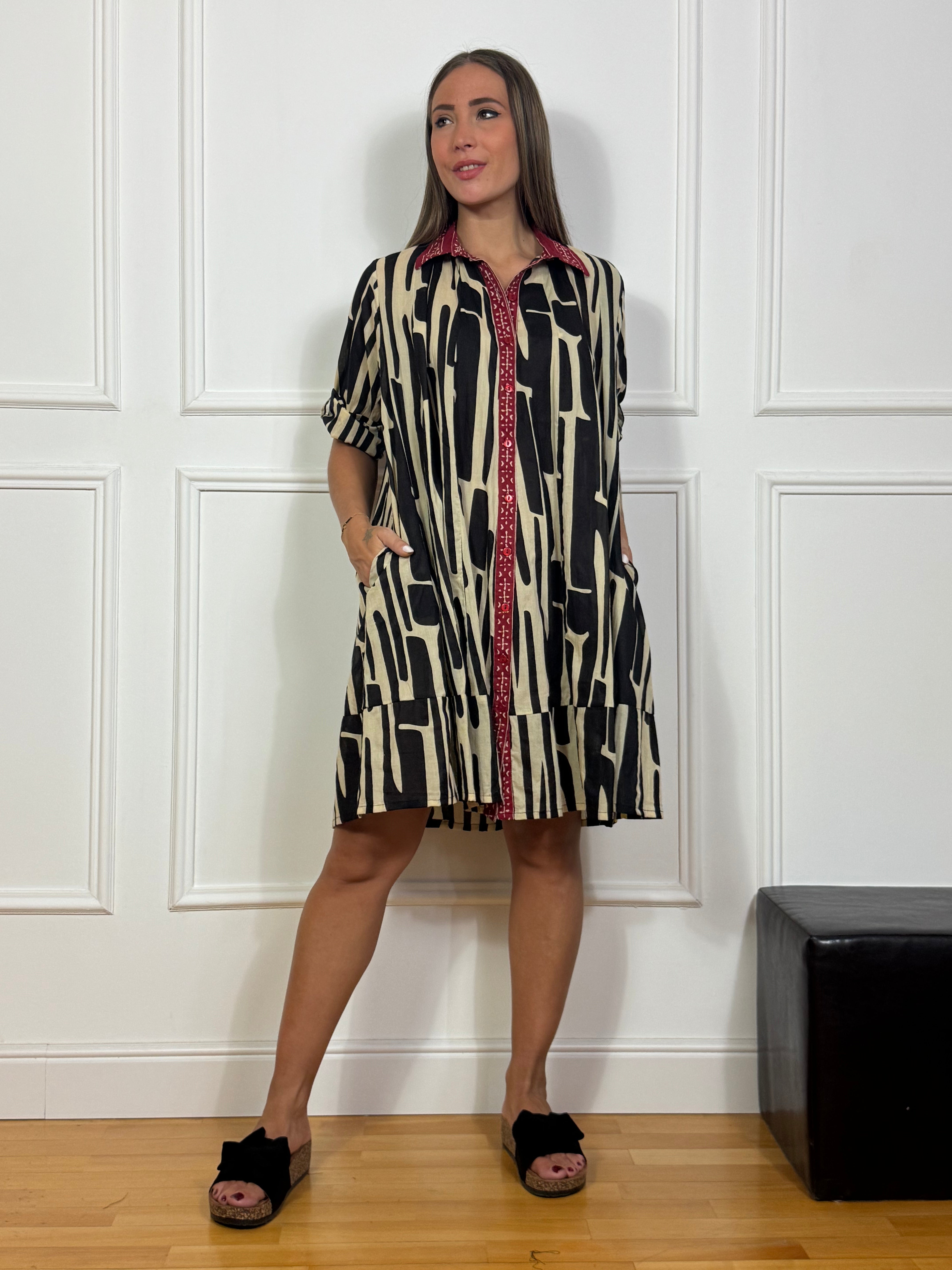 ABITO CORTO OVER CHEMISIER Victoria ILMH fantasia NERO-BEIGE con COLLETTO