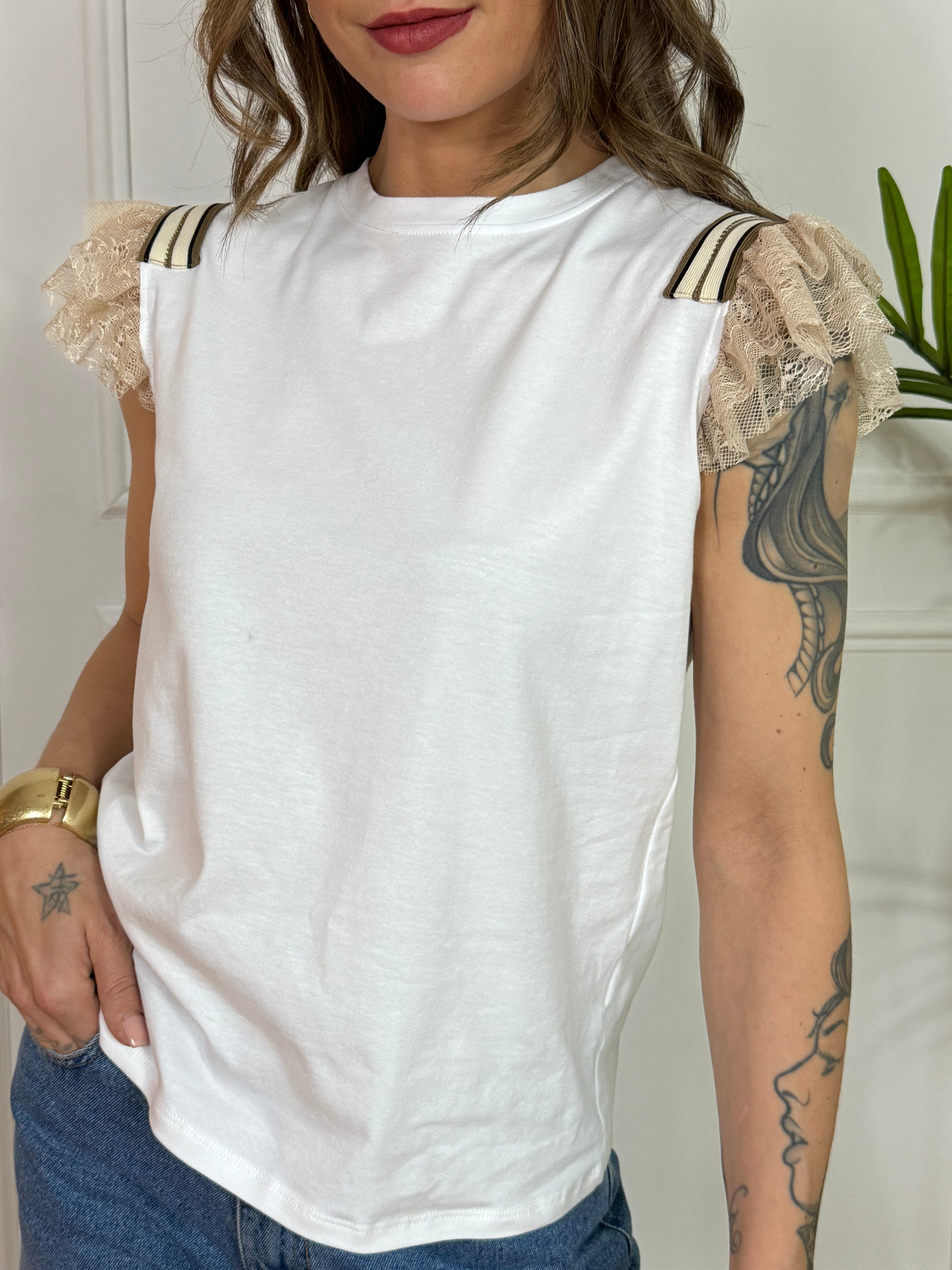 Canotta t-shirt Kikisix con grois e pizzo