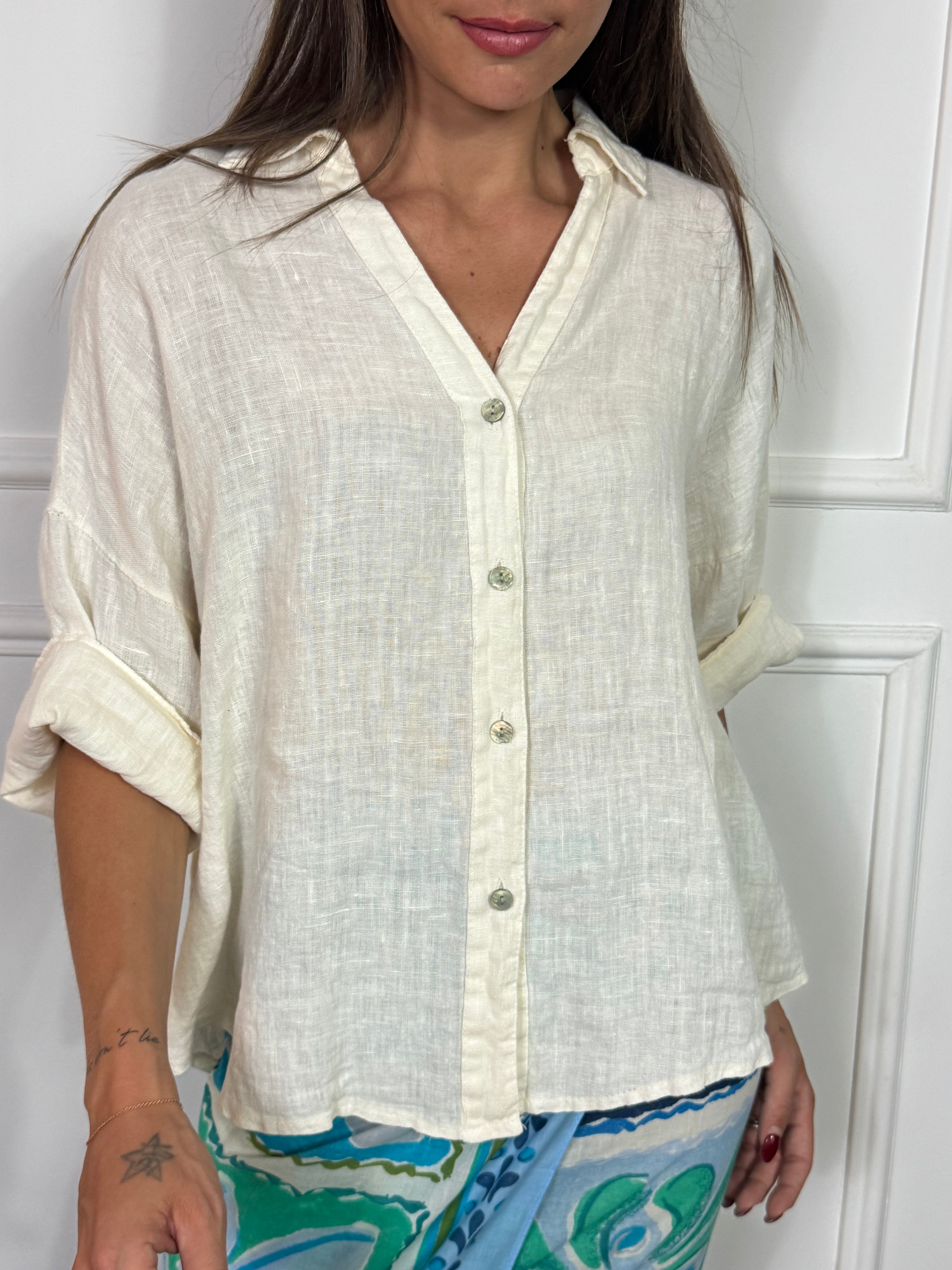 Camicia in LINO Victoria ILMH COLLETTO RIPRESA NELLA SCHIENA