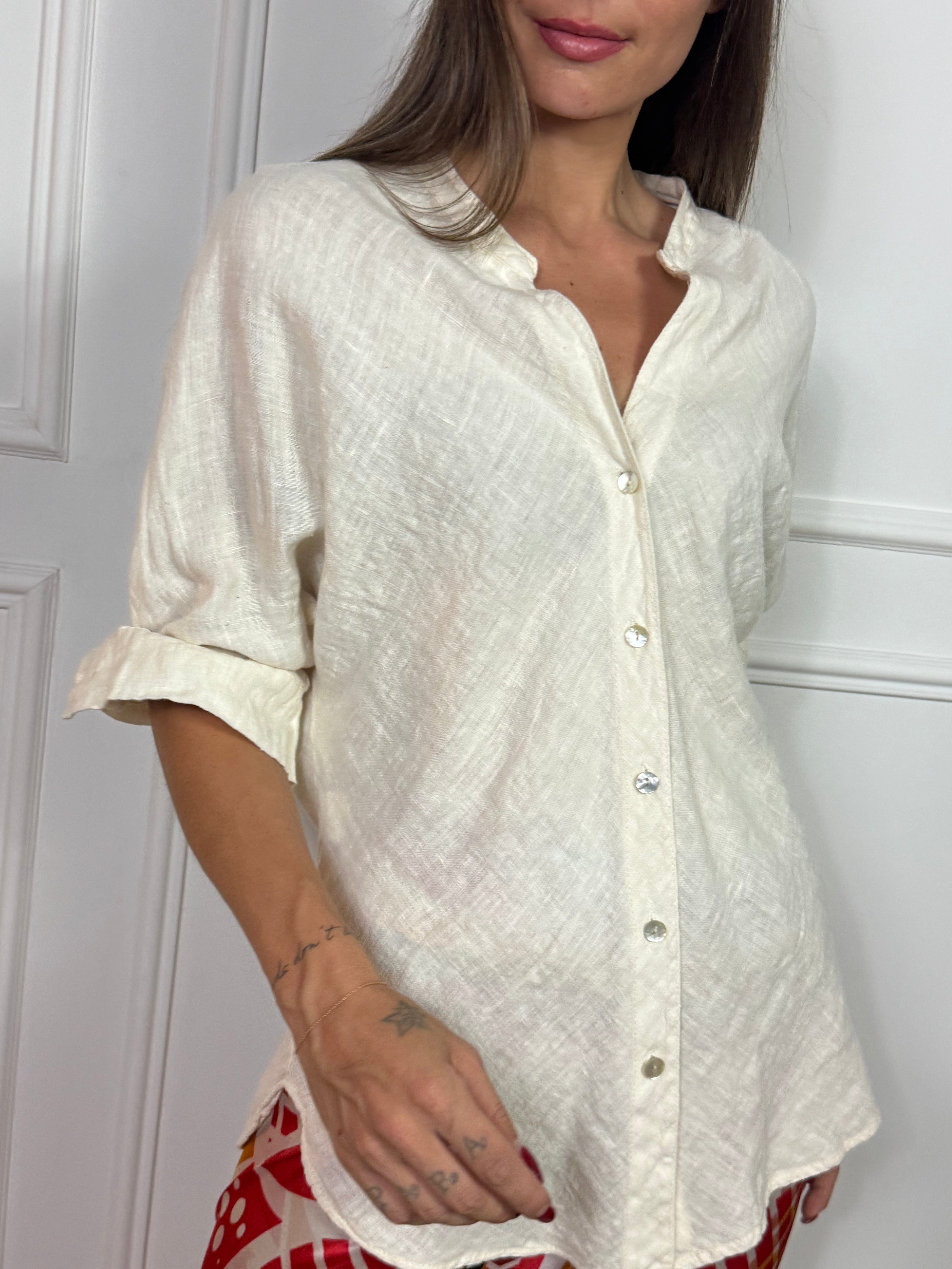 Camicia in LINO Victoria ILMH SCOLLO V COREANA LISCIA