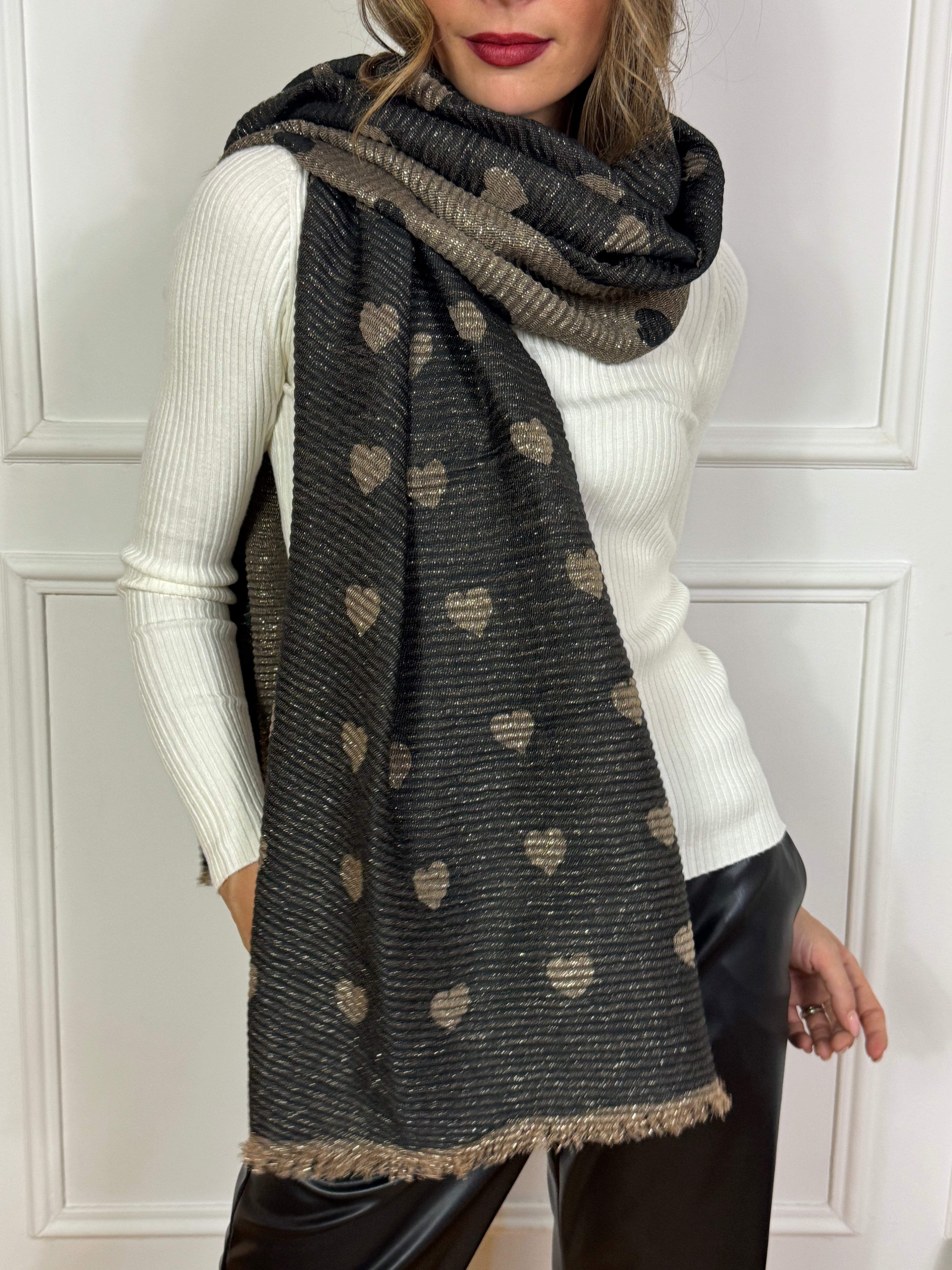 Sciarpa in LUREX DOUBLE-FACE con CUORI