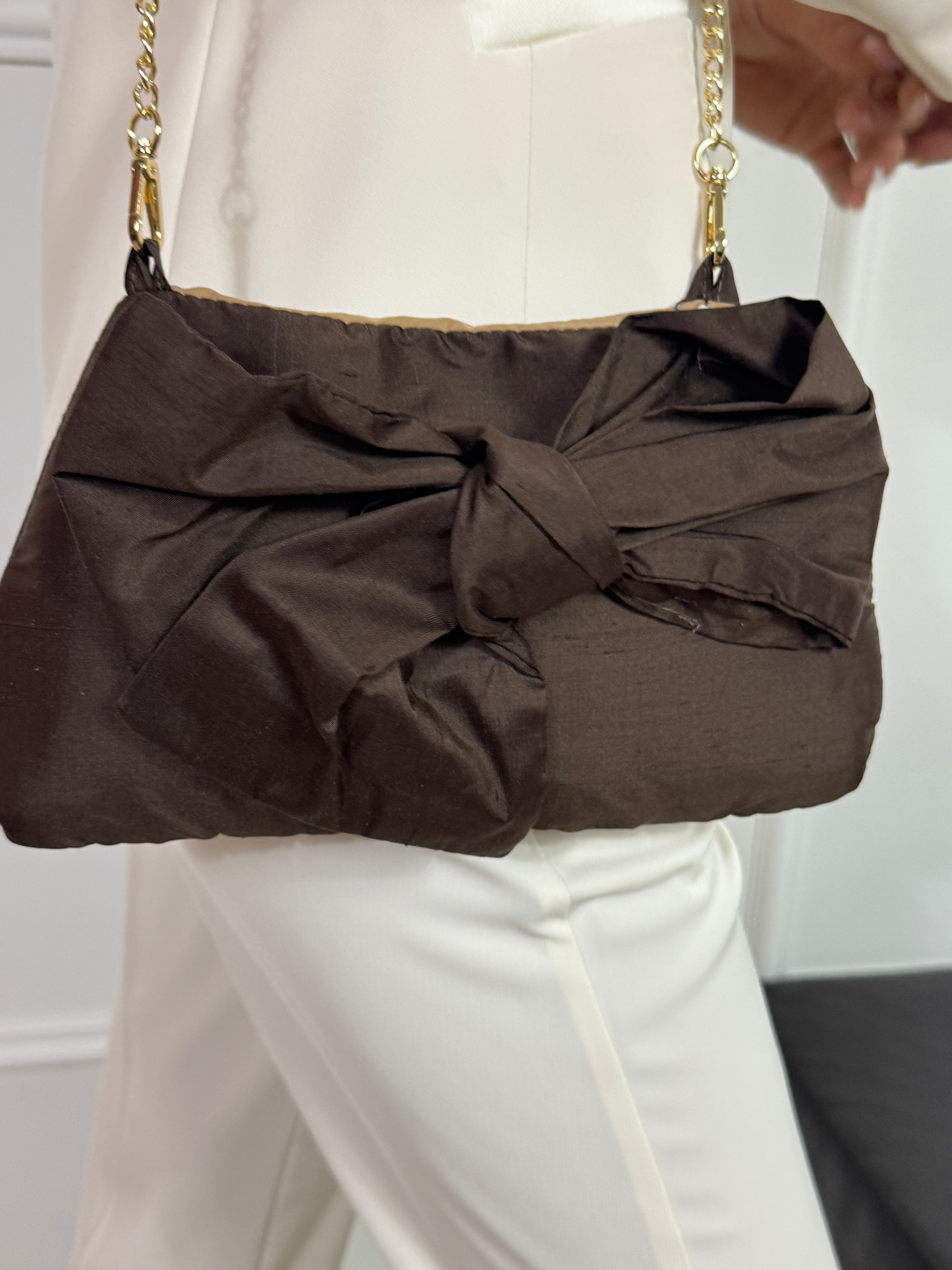 Borsa tracollina / Pochette in seta Susy Mix con FIOCCO